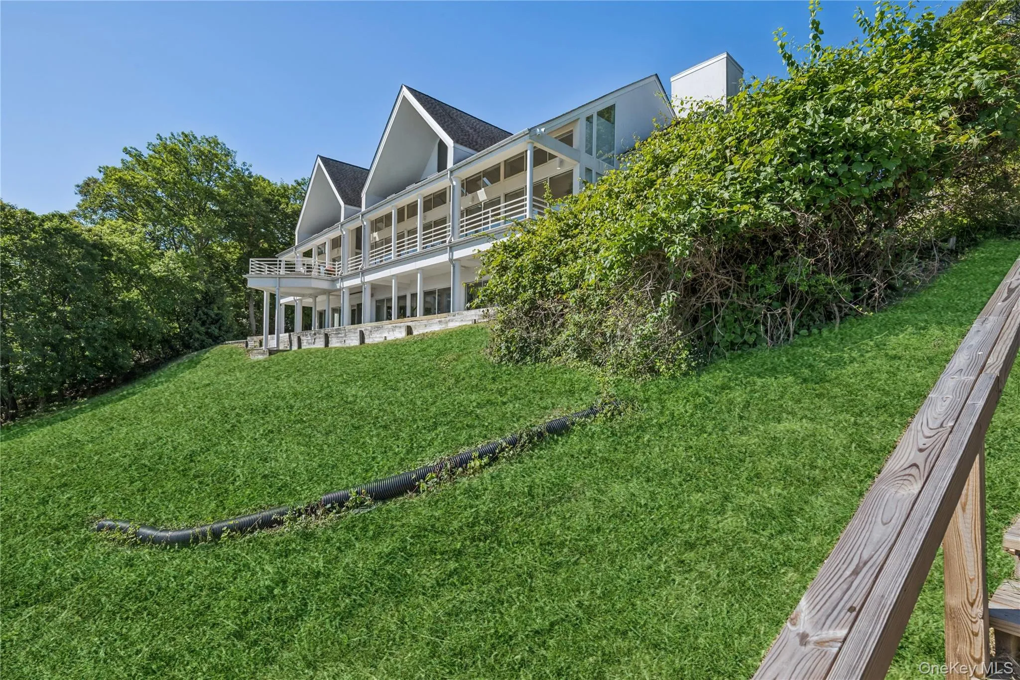 47 Laurel Cove Road, Oyster Bay, NY, 3 Bedrooms Bedrooms, 12 Rooms Rooms,3 BathroomsBathrooms,Residential,For Rent,Laurel Cove,0,1008706 47 Laurel Cove Road, Oyster Bay, NY, 3 Bedrooms Bedrooms, 12 Rooms Rooms,3 BathroomsBathrooms,Residential,For Rent,Laurel Cove,0,1008706