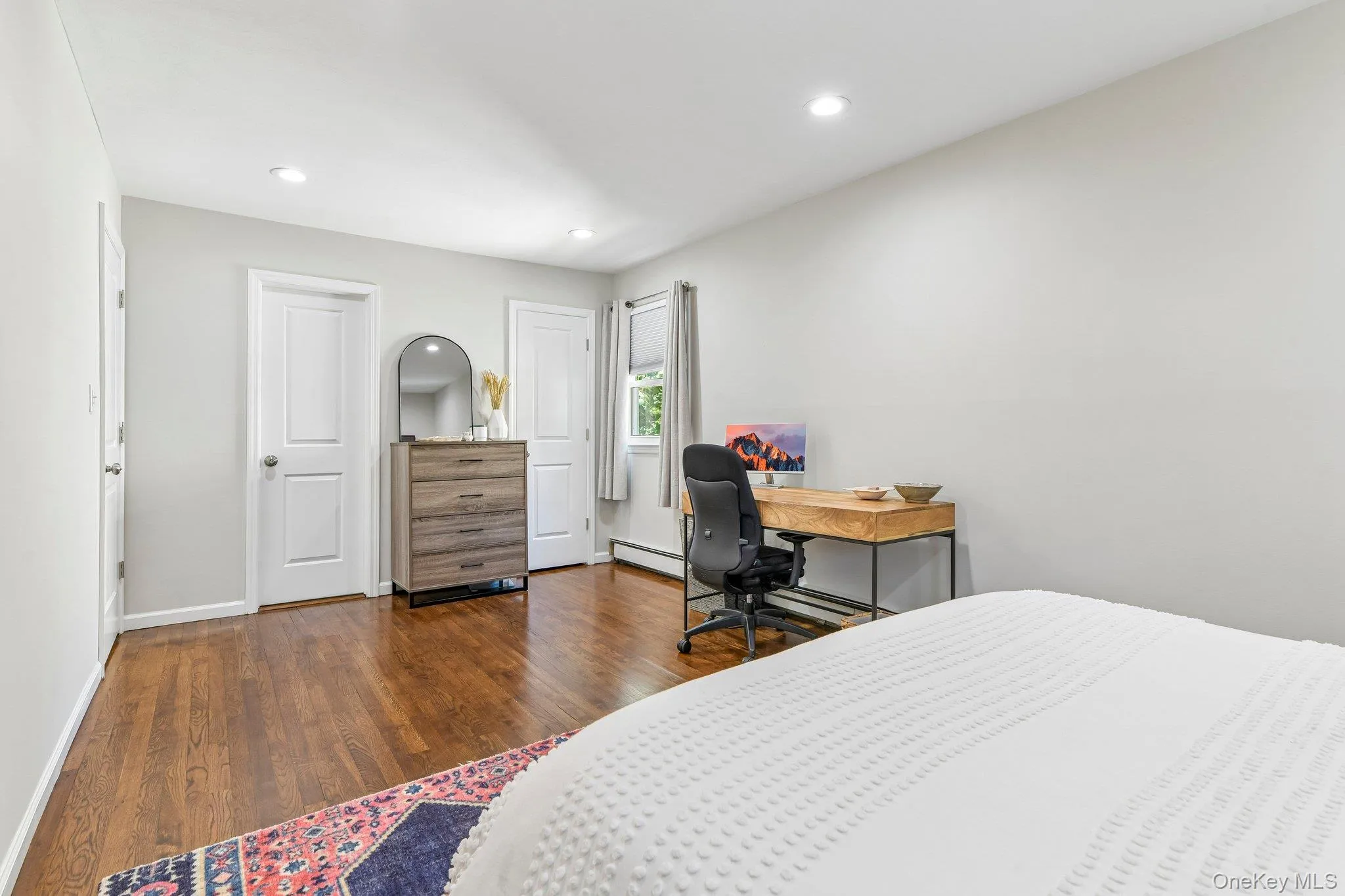 3 Walnut Place, Huntington, NY, 4 Bedrooms Bedrooms, 8 Rooms Rooms,2 BathroomsBathrooms,Residential,For Rent,Walnut,0,1008711 3 Walnut Place, Huntington, NY, 4 Bedrooms Bedrooms, 8 Rooms Rooms,2 BathroomsBathrooms,Residential,For Rent,Walnut,0,1008711