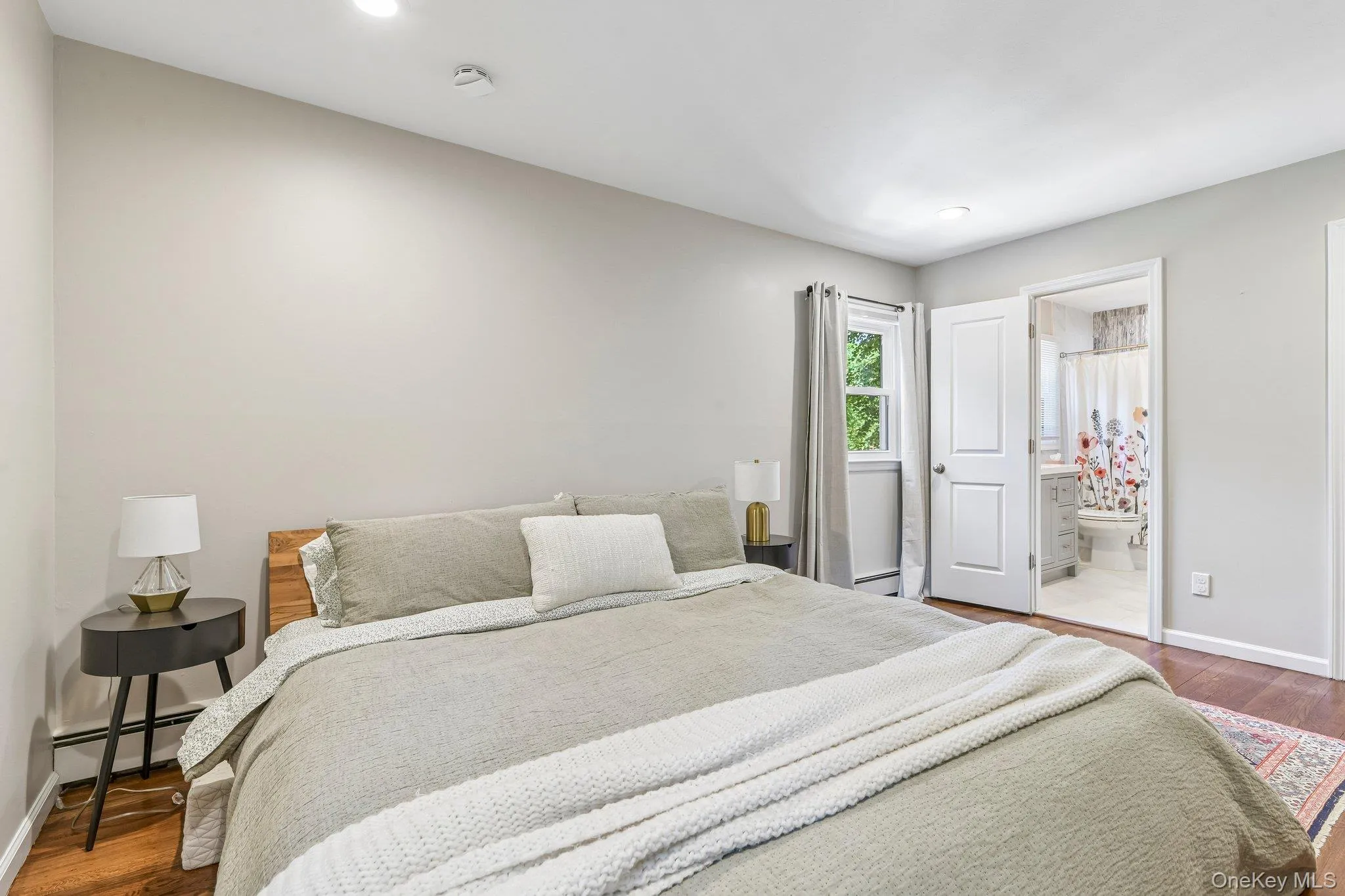 3 Walnut Place, Huntington, NY, 4 Bedrooms Bedrooms, 8 Rooms Rooms,2 BathroomsBathrooms,Residential,For Rent,Walnut,0,1008711 3 Walnut Place, Huntington, NY, 4 Bedrooms Bedrooms, 8 Rooms Rooms,2 BathroomsBathrooms,Residential,For Rent,Walnut,0,1008711