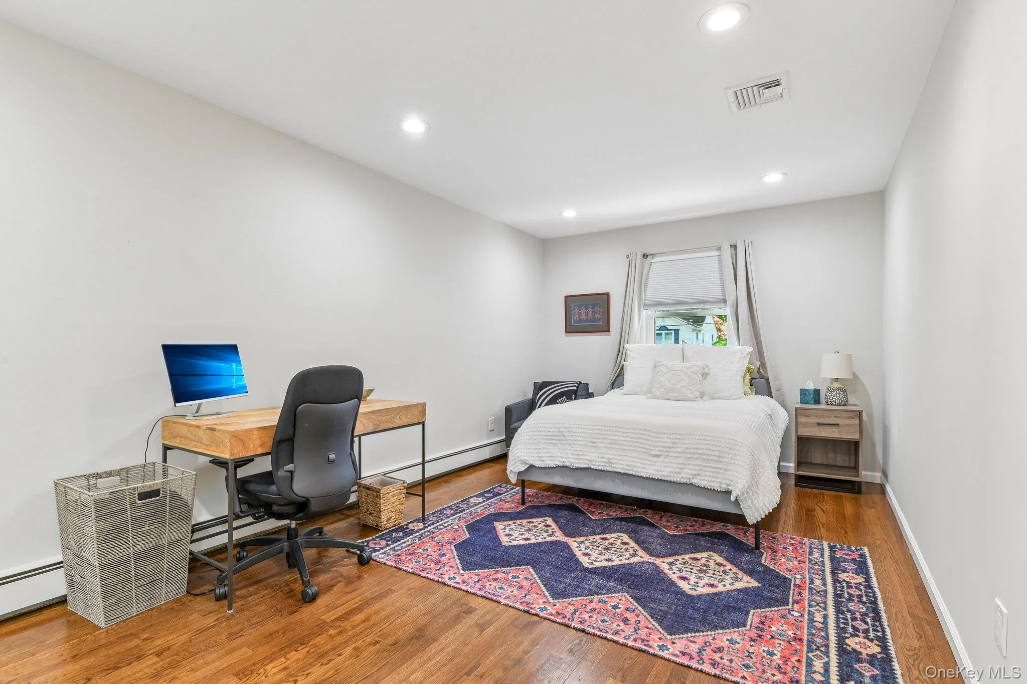 3 Walnut Place, Huntington, NY, 4 Bedrooms Bedrooms, 8 Rooms Rooms,2 BathroomsBathrooms,Residential,For Rent,Walnut,0,1008711 3 Walnut Place, Huntington, NY, 4 Bedrooms Bedrooms, 8 Rooms Rooms,2 BathroomsBathrooms,Residential,For Rent,Walnut,0,1008711