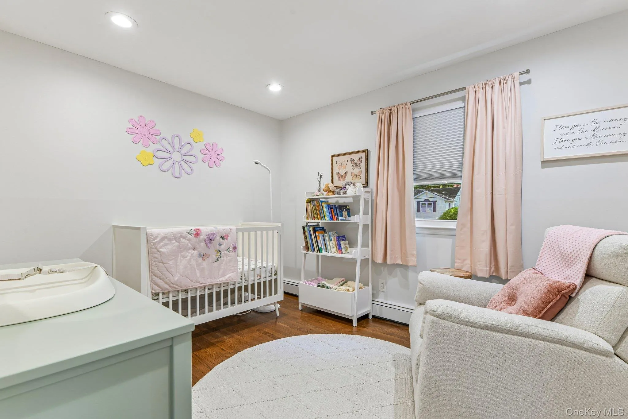 3 Walnut Place, Huntington, NY, 4 Bedrooms Bedrooms, 8 Rooms Rooms,2 BathroomsBathrooms,Residential,For Rent,Walnut,0,1008711 3 Walnut Place, Huntington, NY, 4 Bedrooms Bedrooms, 8 Rooms Rooms,2 BathroomsBathrooms,Residential,For Rent,Walnut,0,1008711