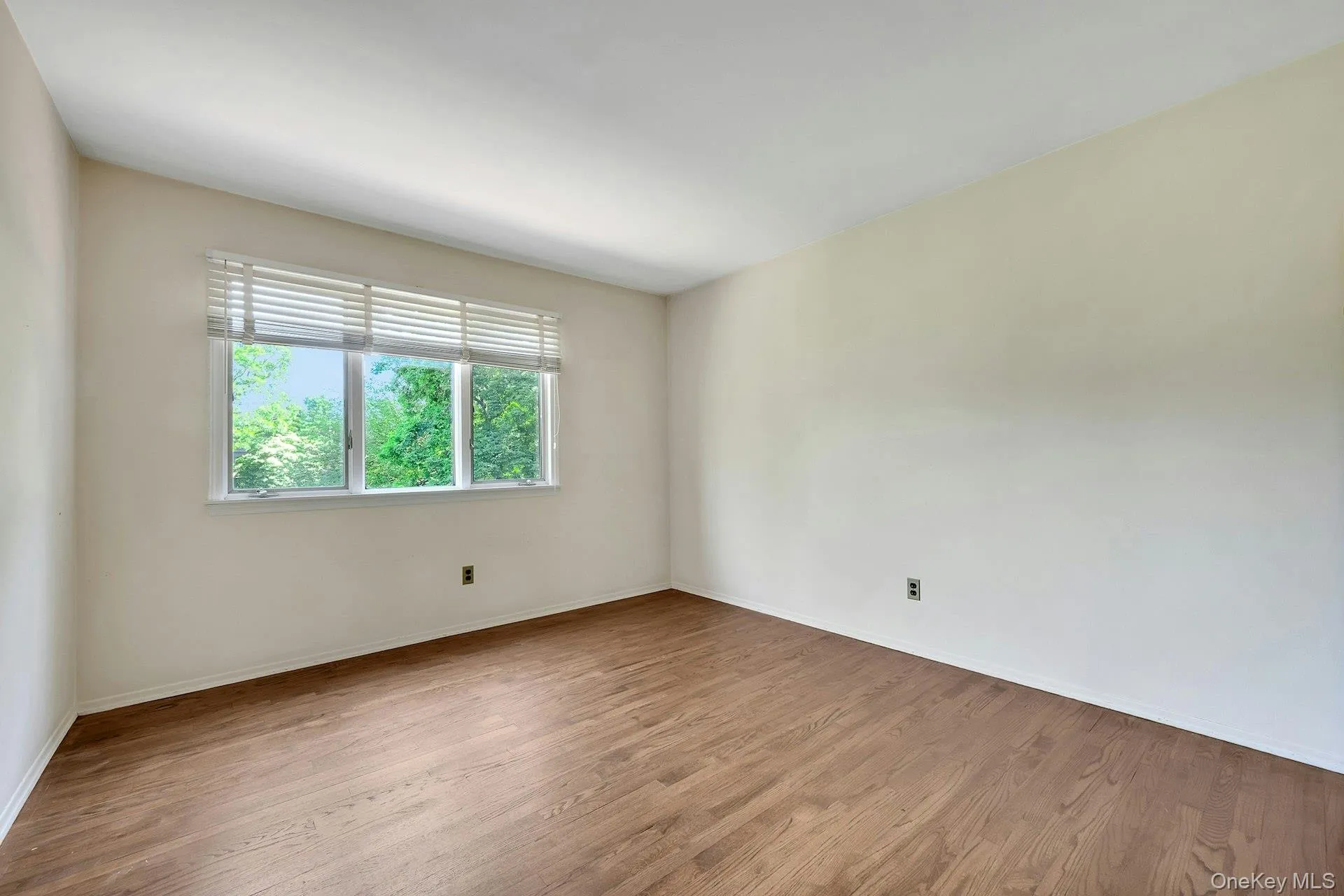 4th bedroom on second level with large walk in closet. 4th bedroom on second level with large walk in closet.