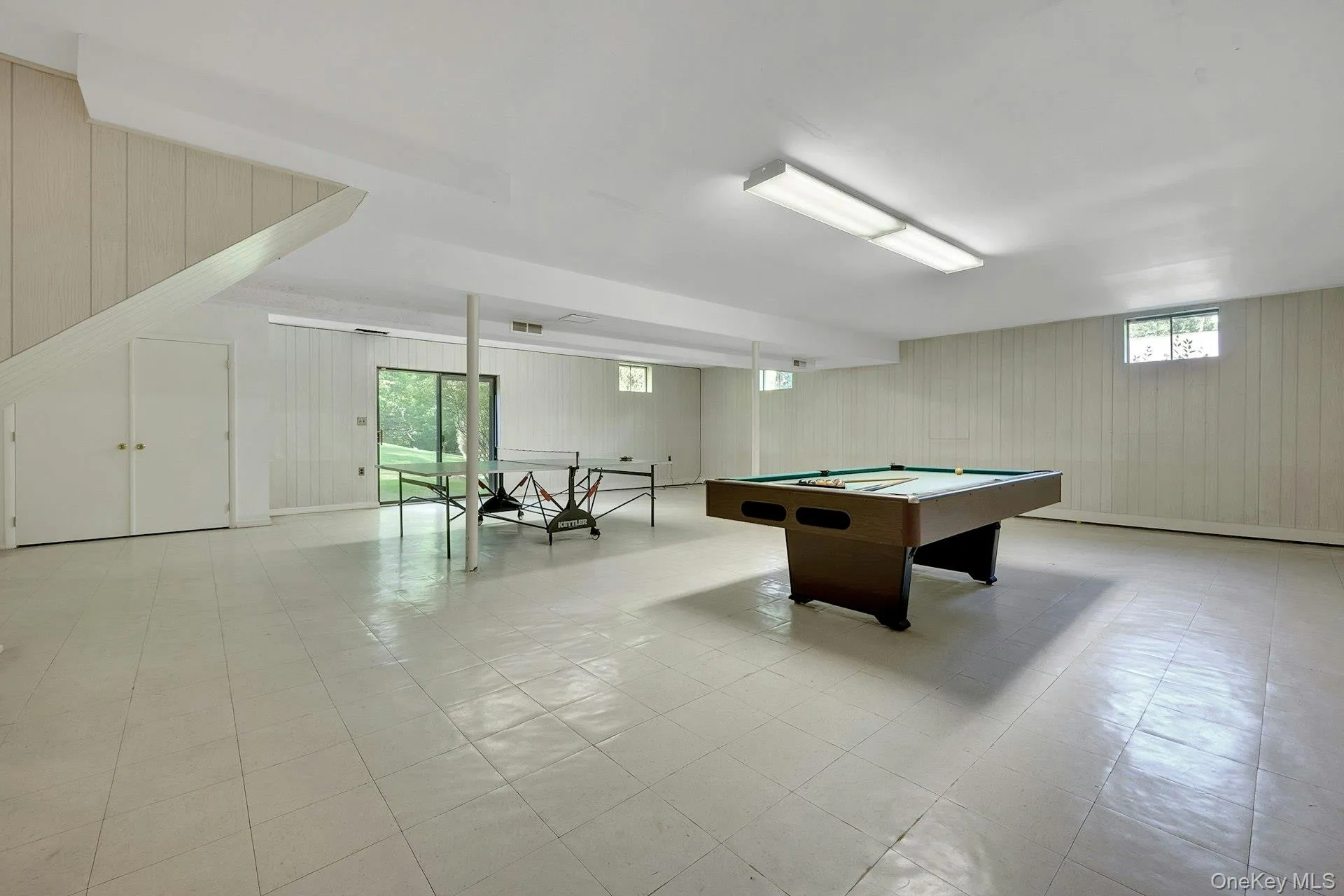 Additional 1,023 sqft of walk-out lower level. Additional 1,023 sqft of walk-out lower level.
