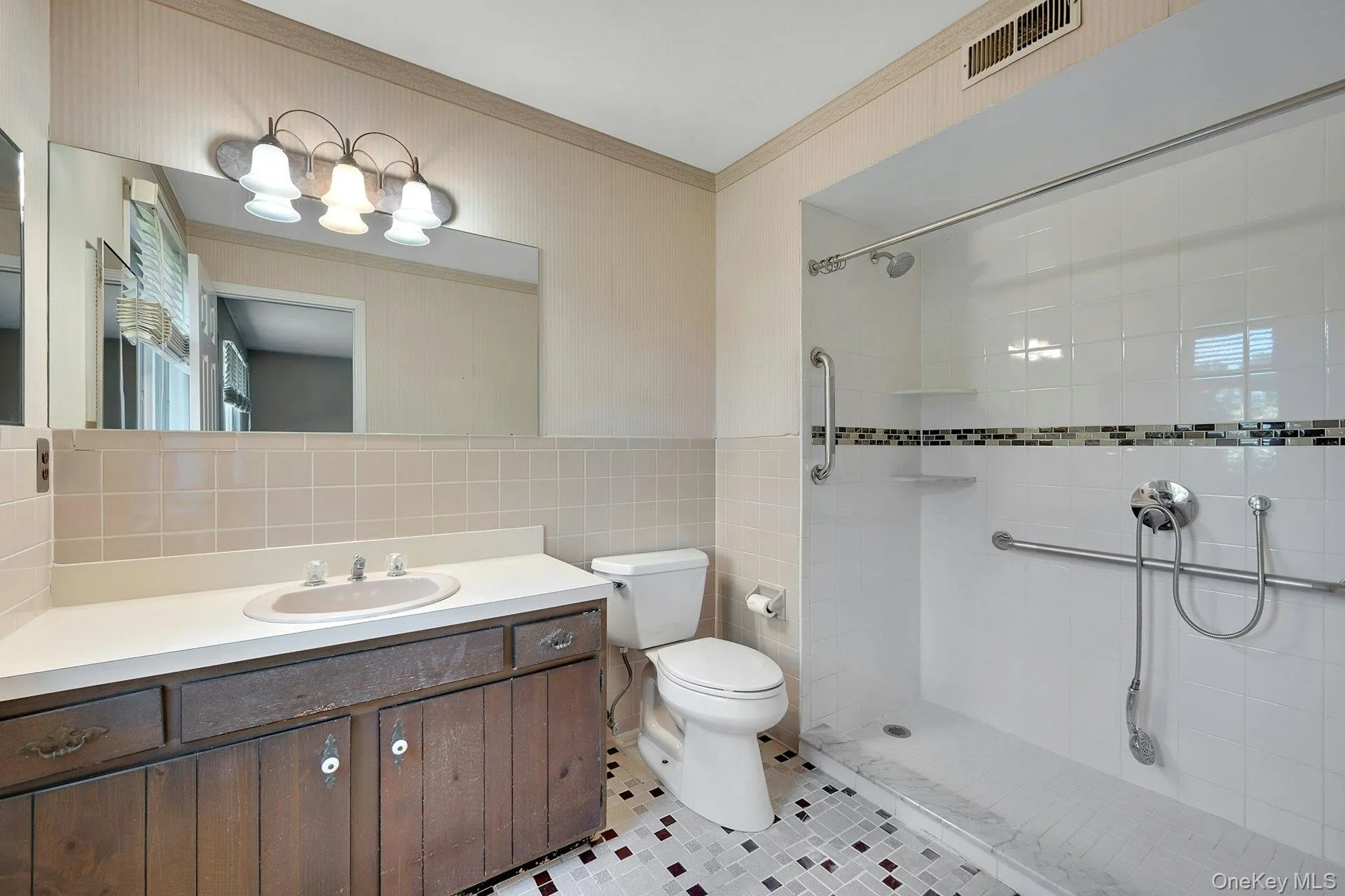 Primary bathroom with oversized shower. Primary bathroom with oversized shower.