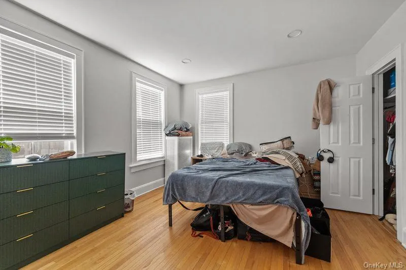29 Dale Avenue, Ossining, NY, 1 Bedroom Bedrooms, 4 Rooms Rooms,1 BathroomBathrooms,Residential Lease,For Rent,Dale,0,1008715 29 Dale Avenue, Ossining, NY, 1 Bedroom Bedrooms, 4 Rooms Rooms,1 BathroomBathrooms,Residential Lease,For Rent,Dale,0,1008715