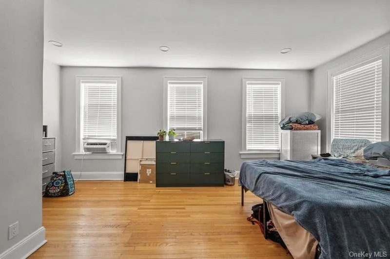 29 Dale Avenue, Ossining, NY, 1 Bedroom Bedrooms, 4 Rooms Rooms,1 BathroomBathrooms,Residential Lease,For Rent,Dale,0,1008715 29 Dale Avenue, Ossining, NY, 1 Bedroom Bedrooms, 4 Rooms Rooms,1 BathroomBathrooms,Residential Lease,For Rent,Dale,0,1008715
