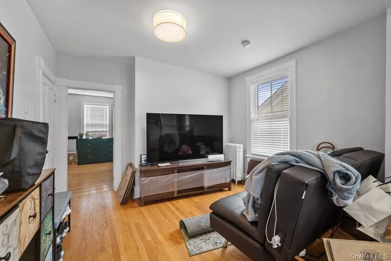 29 Dale Avenue, Ossining, NY, 1 Bedroom Bedrooms, 4 Rooms Rooms,1 BathroomBathrooms,Residential Lease,For Rent,Dale,0,1008715 29 Dale Avenue, Ossining, NY, 1 Bedroom Bedrooms, 4 Rooms Rooms,1 BathroomBathrooms,Residential Lease,For Rent,Dale,0,1008715