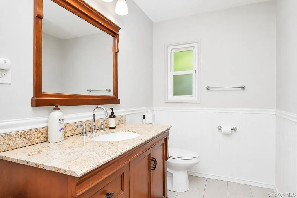 7 Tudor Place, Greenburgh, NY, 4 Bedrooms Bedrooms, 7 Rooms Rooms,1 BathroomBathrooms,Residential Lease,For Rent,Tudor,0,1008718 7 Tudor Place, Greenburgh, NY, 4 Bedrooms Bedrooms, 7 Rooms Rooms,1 BathroomBathrooms,Residential Lease,For Rent,Tudor,0,1008718