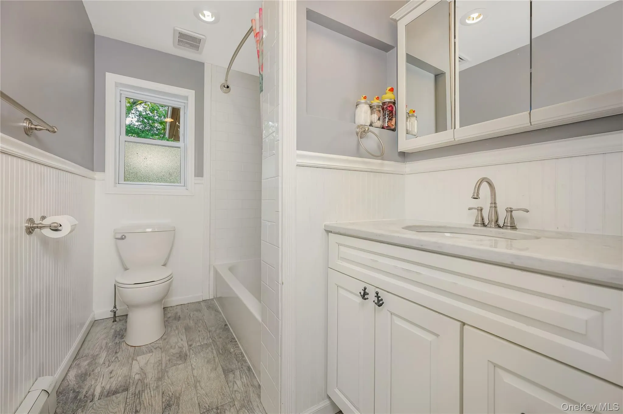 134 Singworth Street, Oyster Bay, NY, 4 Bedrooms Bedrooms, 9 Rooms Rooms,3 BathroomsBathrooms,Residential,For Rent,Singworth,0,1008723 134 Singworth Street, Oyster Bay, NY, 4 Bedrooms Bedrooms, 9 Rooms Rooms,3 BathroomsBathrooms,Residential,For Rent,Singworth,0,1008723
