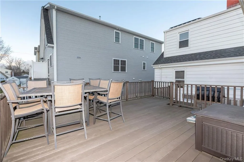 110 Ellsworth Avenue, Harrison, NY, 3 Bedrooms Bedrooms, 8 Rooms Rooms,2 BathroomsBathrooms,Residential Lease,For Rent,Ellsworth,0,1008727 110 Ellsworth Avenue, Harrison, NY, 3 Bedrooms Bedrooms, 8 Rooms Rooms,2 BathroomsBathrooms,Residential Lease,For Rent,Ellsworth,0,1008727