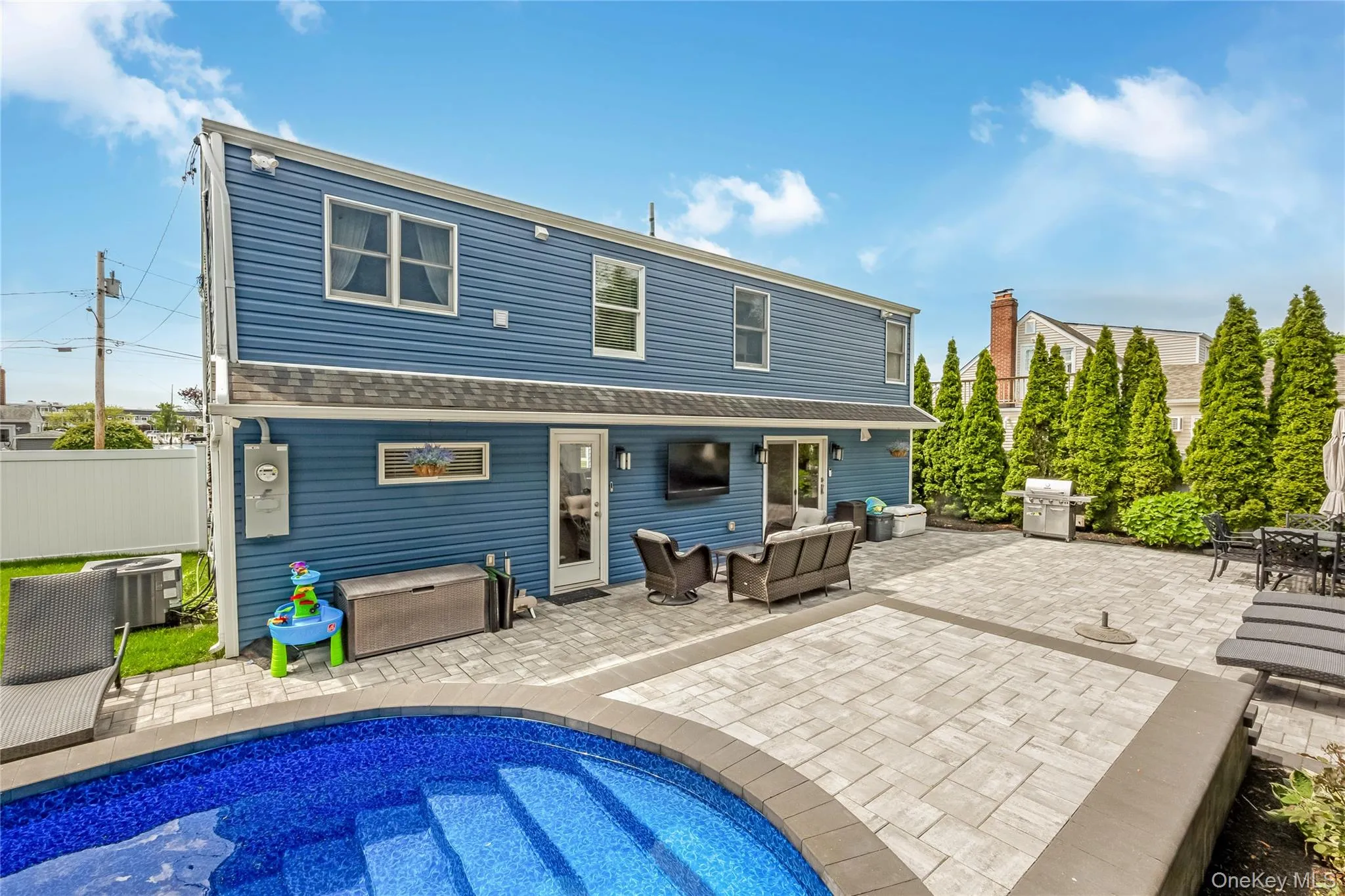 17 Lewis Circle, Babylon, NY, 4 Bedrooms Bedrooms, 7 Rooms Rooms,3 BathroomsBathrooms,Residential,For Rent,Lewis,0,1008733 17 Lewis Circle, Babylon, NY, 4 Bedrooms Bedrooms, 7 Rooms Rooms,3 BathroomsBathrooms,Residential,For Rent,Lewis,0,1008733