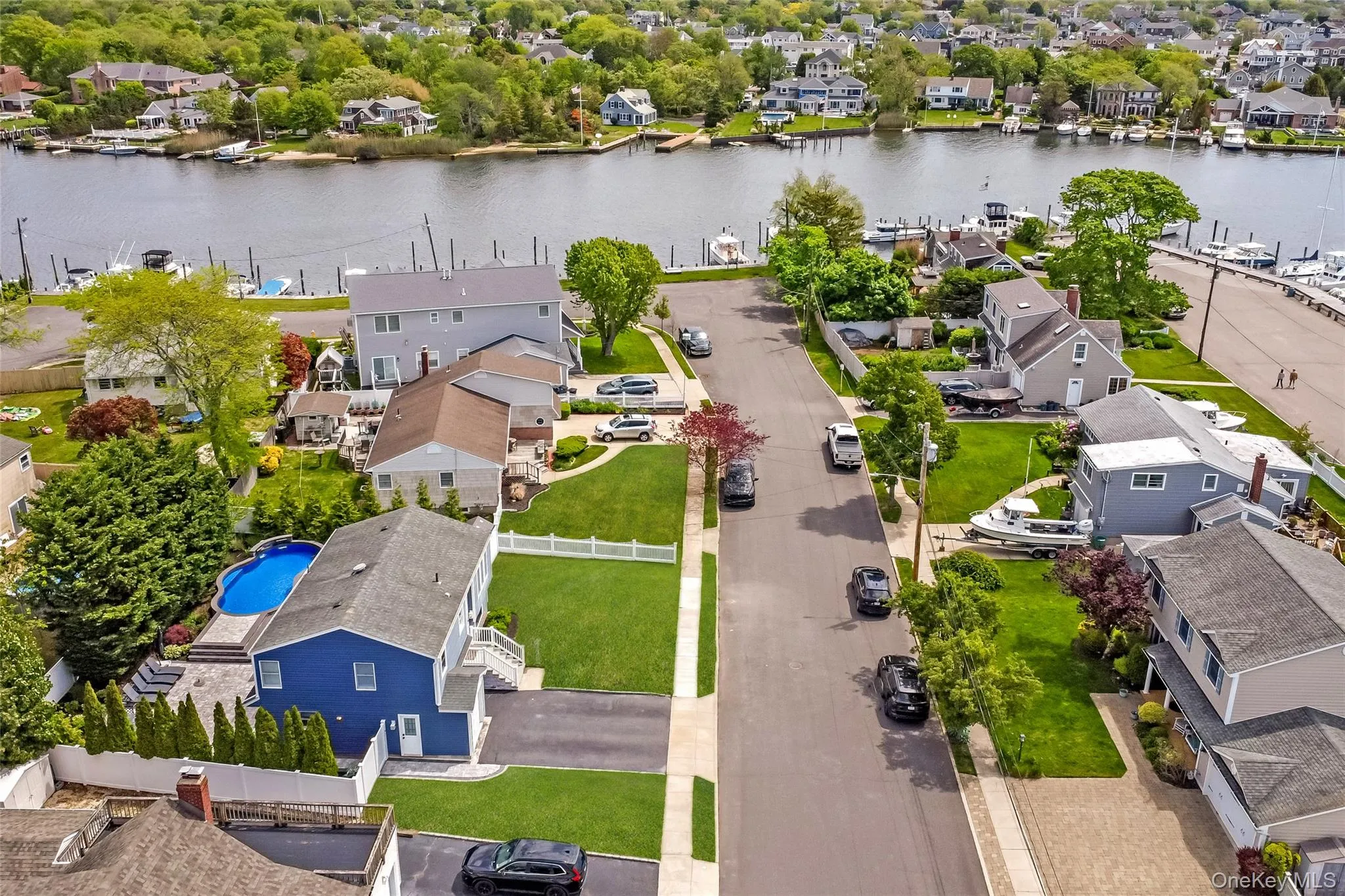 17 Lewis Circle, Babylon, NY, 4 Bedrooms Bedrooms, 7 Rooms Rooms,3 BathroomsBathrooms,Residential,For Rent,Lewis,0,1008733 17 Lewis Circle, Babylon, NY, 4 Bedrooms Bedrooms, 7 Rooms Rooms,3 BathroomsBathrooms,Residential,For Rent,Lewis,0,1008733