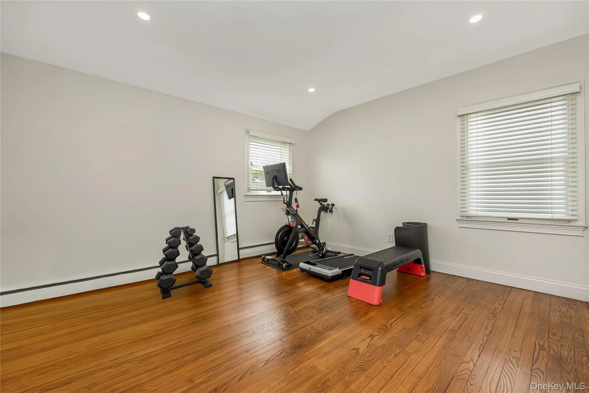 17 Lewis Circle, Babylon, NY, 4 Bedrooms Bedrooms, 7 Rooms Rooms,3 BathroomsBathrooms,Residential,For Rent,Lewis,0,1008733 17 Lewis Circle, Babylon, NY, 4 Bedrooms Bedrooms, 7 Rooms Rooms,3 BathroomsBathrooms,Residential,For Rent,Lewis,0,1008733