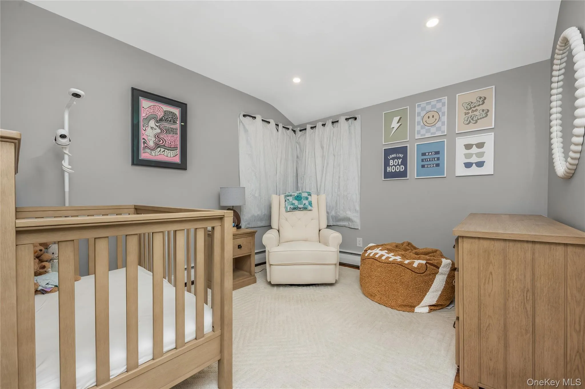 17 Lewis Circle, Babylon, NY, 4 Bedrooms Bedrooms, 7 Rooms Rooms,3 BathroomsBathrooms,Residential,For Rent,Lewis,0,1008733 17 Lewis Circle, Babylon, NY, 4 Bedrooms Bedrooms, 7 Rooms Rooms,3 BathroomsBathrooms,Residential,For Rent,Lewis,0,1008733