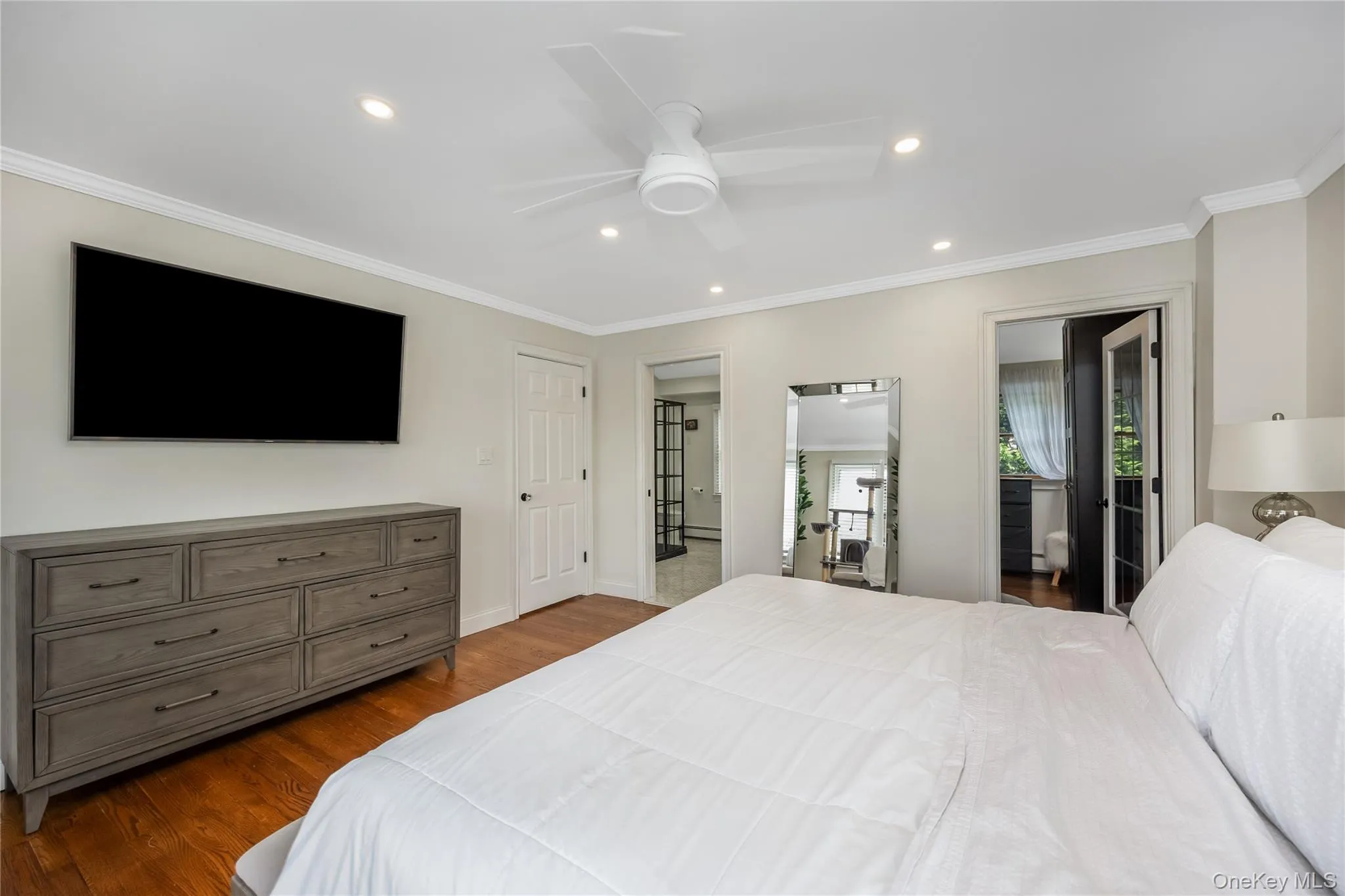 17 Lewis Circle, Babylon, NY, 4 Bedrooms Bedrooms, 7 Rooms Rooms,3 BathroomsBathrooms,Residential,For Rent,Lewis,0,1008733 17 Lewis Circle, Babylon, NY, 4 Bedrooms Bedrooms, 7 Rooms Rooms,3 BathroomsBathrooms,Residential,For Rent,Lewis,0,1008733