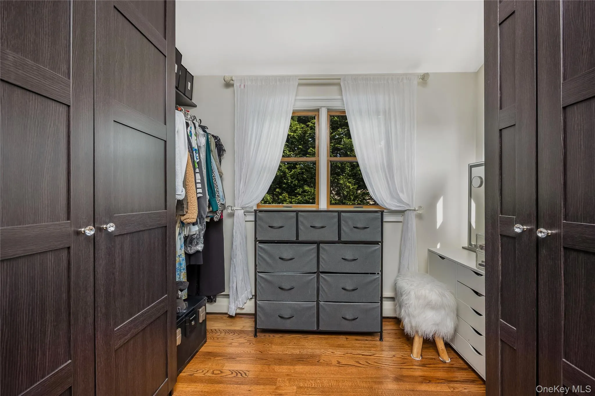 17 Lewis Circle, Babylon, NY, 4 Bedrooms Bedrooms, 7 Rooms Rooms,3 BathroomsBathrooms,Residential,For Rent,Lewis,0,1008733 17 Lewis Circle, Babylon, NY, 4 Bedrooms Bedrooms, 7 Rooms Rooms,3 BathroomsBathrooms,Residential,For Rent,Lewis,0,1008733