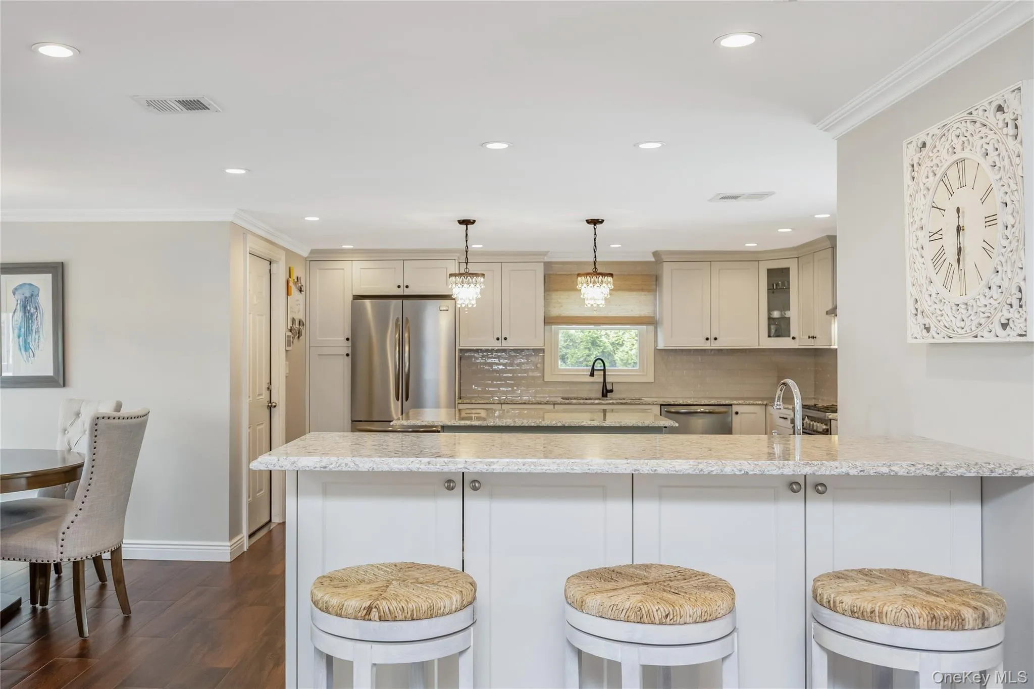 17 Lewis Circle, Babylon, NY, 4 Bedrooms Bedrooms, 7 Rooms Rooms,3 BathroomsBathrooms,Residential,For Rent,Lewis,0,1008733 17 Lewis Circle, Babylon, NY, 4 Bedrooms Bedrooms, 7 Rooms Rooms,3 BathroomsBathrooms,Residential,For Rent,Lewis,0,1008733
