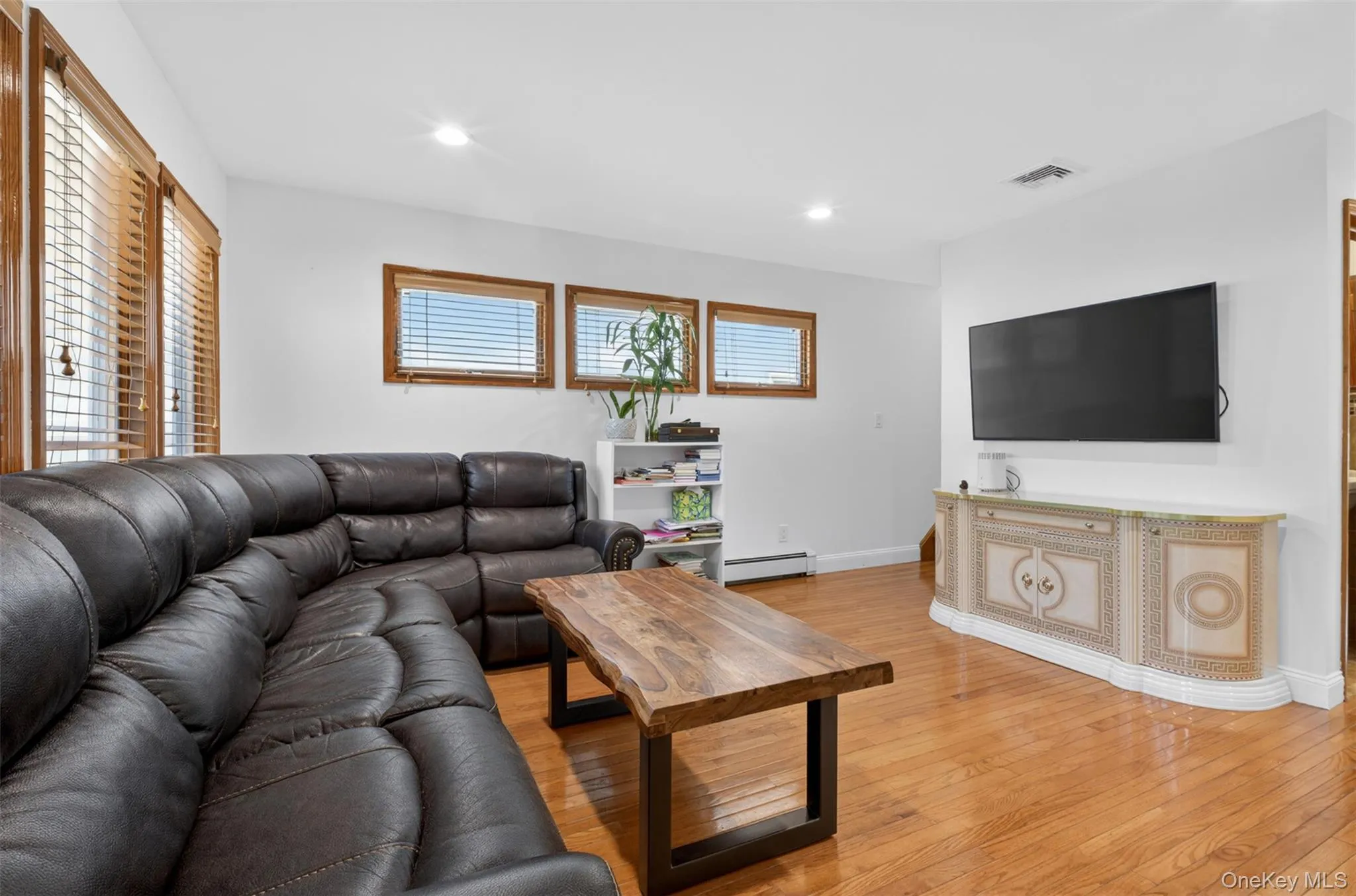 162-11 12th Road, New York, NY, 3 Bedrooms Bedrooms, 10 Rooms Rooms,2 BathroomsBathrooms,Residential,For Rent,12th,0,1008734 162-11 12th Road, New York, NY, 3 Bedrooms Bedrooms, 10 Rooms Rooms,2 BathroomsBathrooms,Residential,For Rent,12th,0,1008734