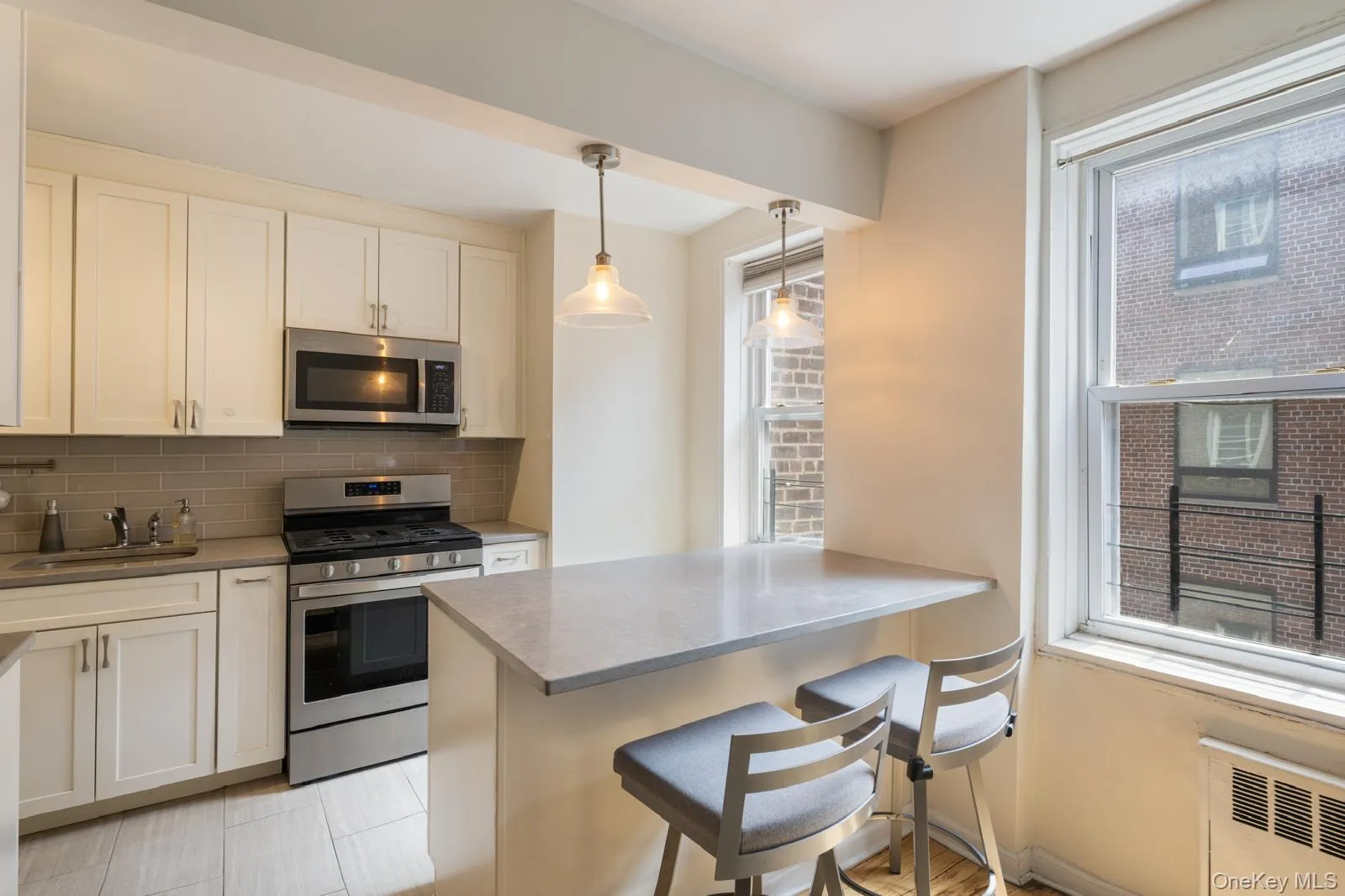 35-50 75th Street, New York, NY, 1 Bedroom Bedrooms, 4 Rooms Rooms,1 BathroomBathrooms,Residential,For Rent,75th,0,1008736 35-50 75th Street, New York, NY, 1 Bedroom Bedrooms, 4 Rooms Rooms,1 BathroomBathrooms,Residential,For Rent,75th,0,1008736