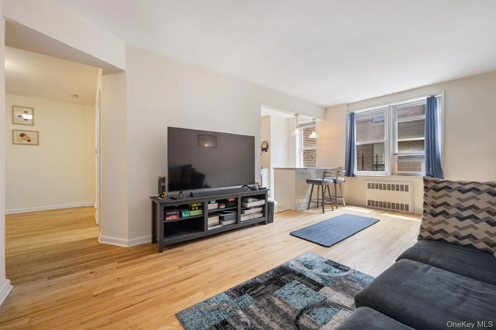 35-50 75th Street, New York, NY, 1 Bedroom Bedrooms, 4 Rooms Rooms,1 BathroomBathrooms,Residential,For Rent,75th,0,1008736 35-50 75th Street, New York, NY, 1 Bedroom Bedrooms, 4 Rooms Rooms,1 BathroomBathrooms,Residential,For Rent,75th,0,1008736