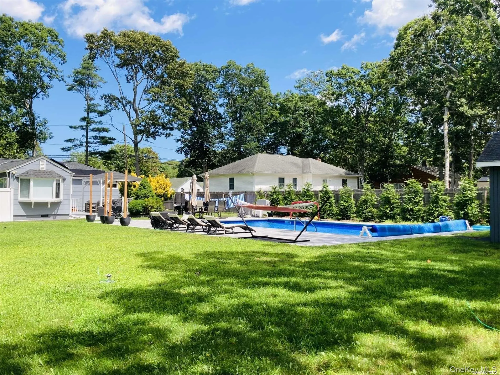 94 Bay Avenue, Southampton, NY, 2 Bedrooms Bedrooms, 6 Rooms Rooms,2 BathroomsBathrooms,Residential,For Rent,Bay,0,1008738 94 Bay Avenue, Southampton, NY, 2 Bedrooms Bedrooms, 6 Rooms Rooms,2 BathroomsBathrooms,Residential,For Rent,Bay,0,1008738