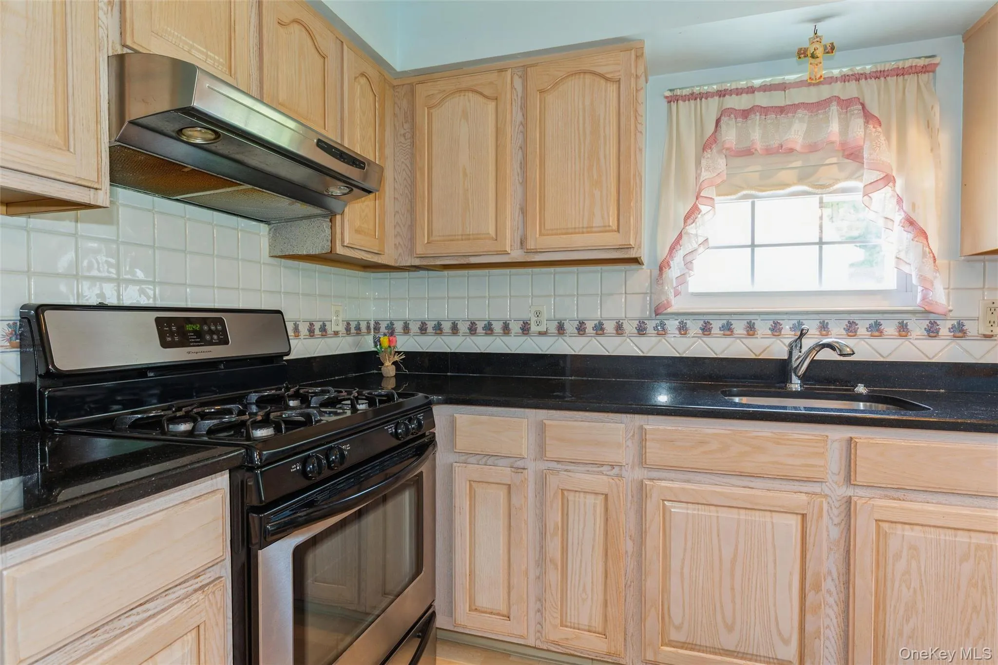 114 Theodore Drive, Brookhaven, NY, 2 Bedrooms Bedrooms, 5 Rooms Rooms,2 BathroomsBathrooms,Residential,For Rent,Theodore,0,1008742 114 Theodore Drive, Brookhaven, NY, 2 Bedrooms Bedrooms, 5 Rooms Rooms,2 BathroomsBathrooms,Residential,For Rent,Theodore,0,1008742