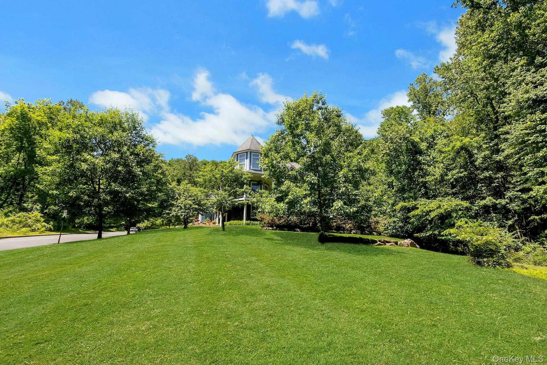 11 Badi Drive, Clarkstown, NY, 6 Bedrooms Bedrooms, 13 Rooms Rooms,4 BathroomsBathrooms,Residential,For Rent,Badi,0,KEY1008750 11 Badi Drive, Clarkstown, NY, 6 Bedrooms Bedrooms, 13 Rooms Rooms,4 BathroomsBathrooms,Residential,For Rent,Badi,0,KEY1008750