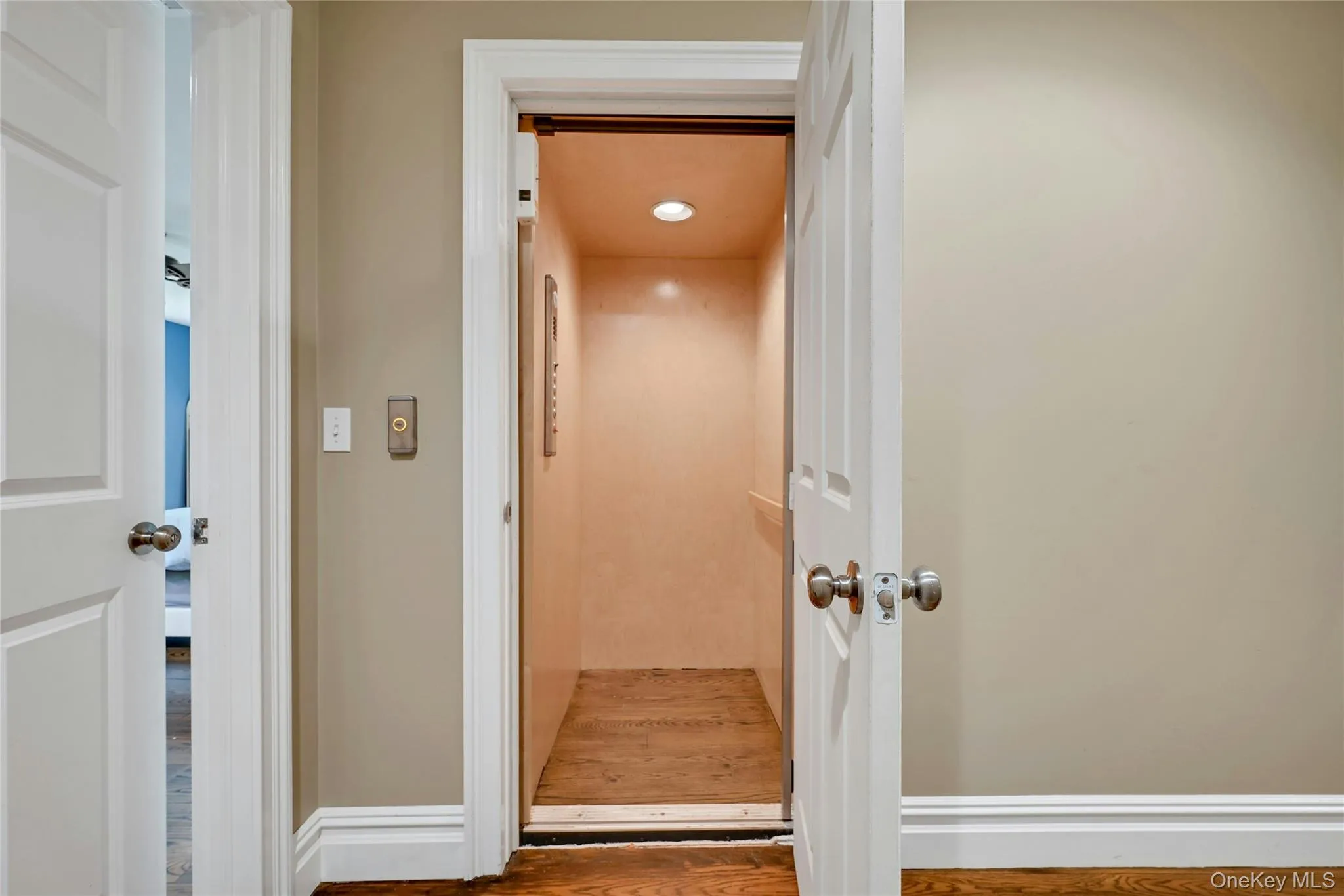 11 Badi Drive, Clarkstown, NY, 6 Bedrooms Bedrooms, 13 Rooms Rooms,4 BathroomsBathrooms,Residential,For Rent,Badi,0,1008750 11 Badi Drive, Clarkstown, NY, 6 Bedrooms Bedrooms, 13 Rooms Rooms,4 BathroomsBathrooms,Residential,For Rent,Badi,0,1008750