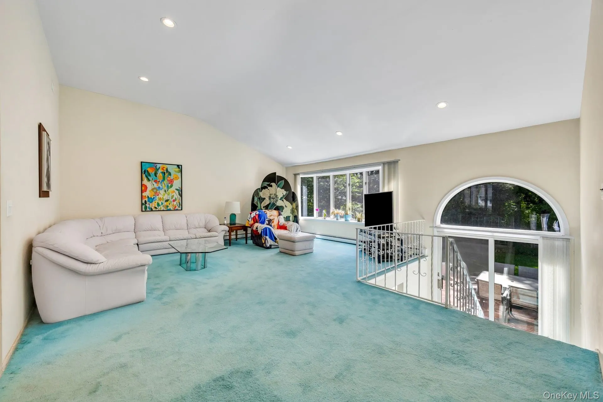9 Quincy Lane, Smithtown, NY, 4 Bedrooms Bedrooms, 7 Rooms Rooms,2 BathroomsBathrooms,Residential,For Rent,Quincy,0,1008767 9 Quincy Lane, Smithtown, NY, 4 Bedrooms Bedrooms, 7 Rooms Rooms,2 BathroomsBathrooms,Residential,For Rent,Quincy,0,1008767