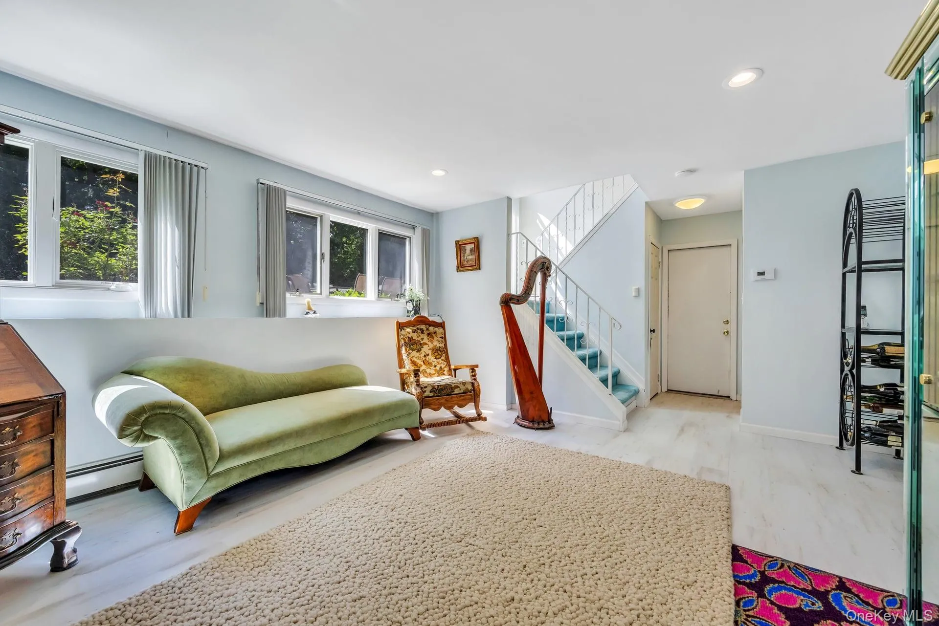 9 Quincy Lane, Smithtown, NY, 4 Bedrooms Bedrooms, 7 Rooms Rooms,2 BathroomsBathrooms,Residential,For Rent,Quincy,0,1008767 9 Quincy Lane, Smithtown, NY, 4 Bedrooms Bedrooms, 7 Rooms Rooms,2 BathroomsBathrooms,Residential,For Rent,Quincy,0,1008767
