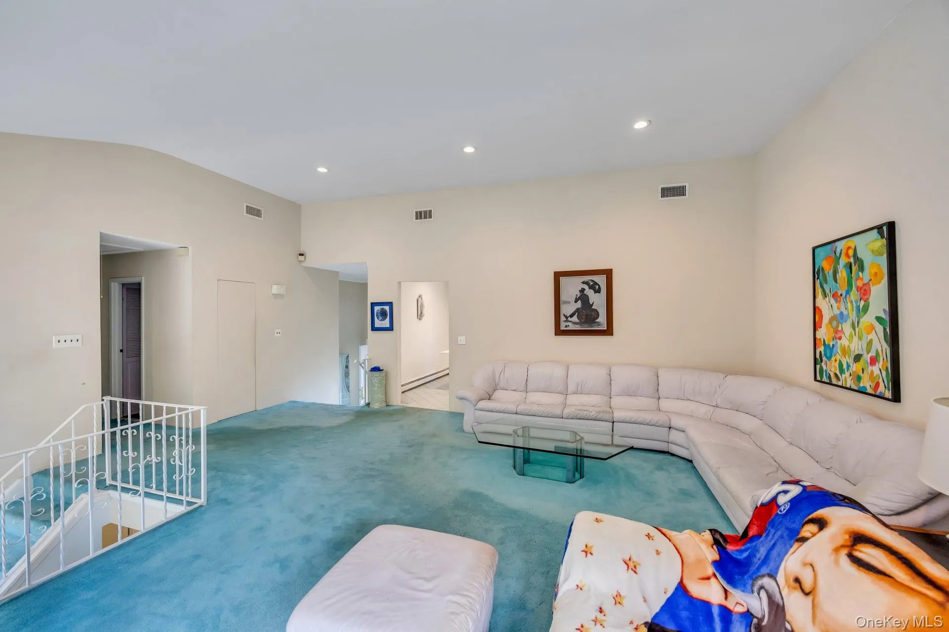 9 Quincy Lane, Smithtown, NY, 4 Bedrooms Bedrooms, 7 Rooms Rooms,2 BathroomsBathrooms,Residential,For Rent,Quincy,0,1008767 9 Quincy Lane, Smithtown, NY, 4 Bedrooms Bedrooms, 7 Rooms Rooms,2 BathroomsBathrooms,Residential,For Rent,Quincy,0,1008767