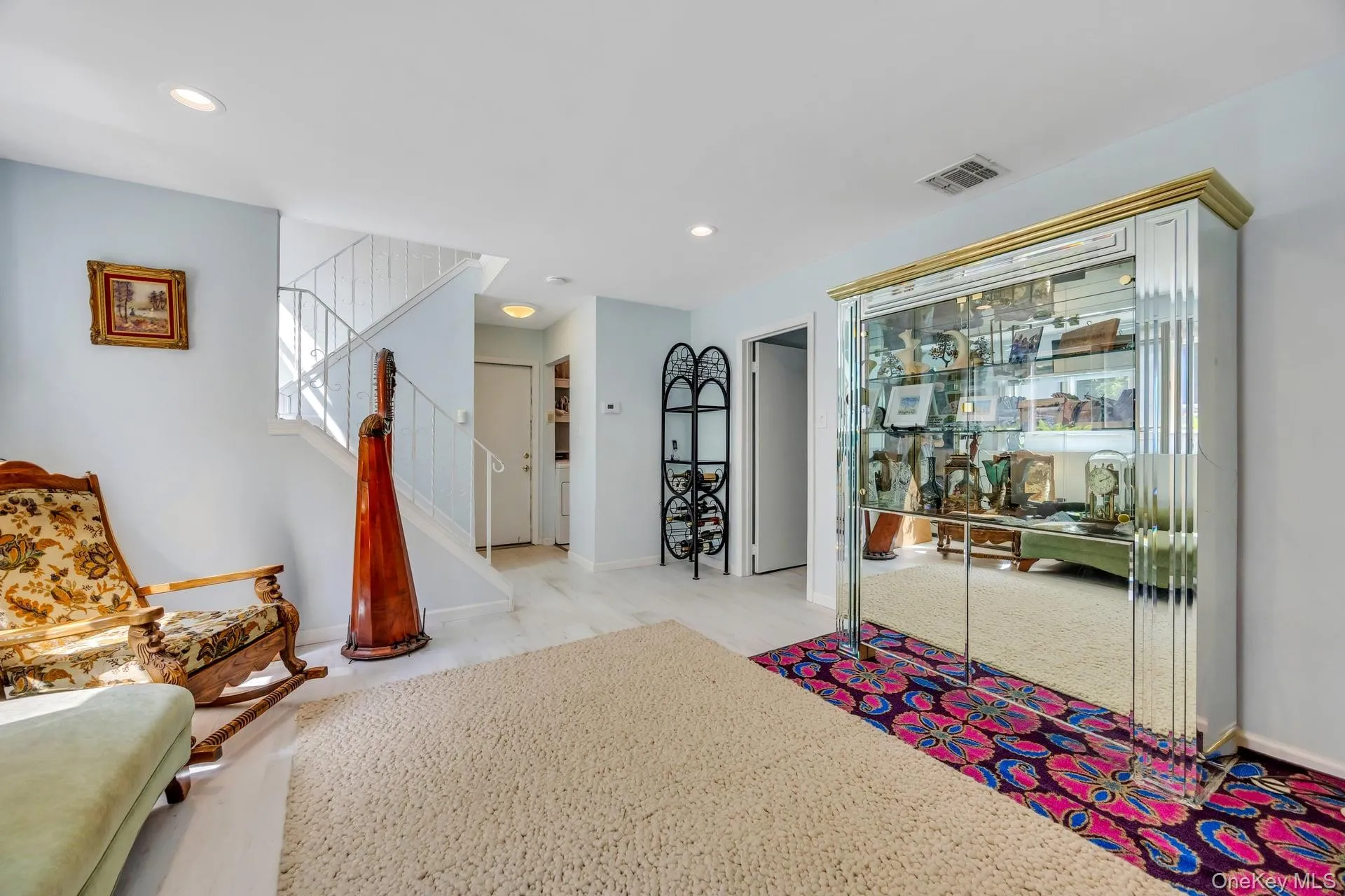 9 Quincy Lane, Smithtown, NY, 4 Bedrooms Bedrooms, 7 Rooms Rooms,2 BathroomsBathrooms,Residential,For Rent,Quincy,0,1008767 9 Quincy Lane, Smithtown, NY, 4 Bedrooms Bedrooms, 7 Rooms Rooms,2 BathroomsBathrooms,Residential,For Rent,Quincy,0,1008767