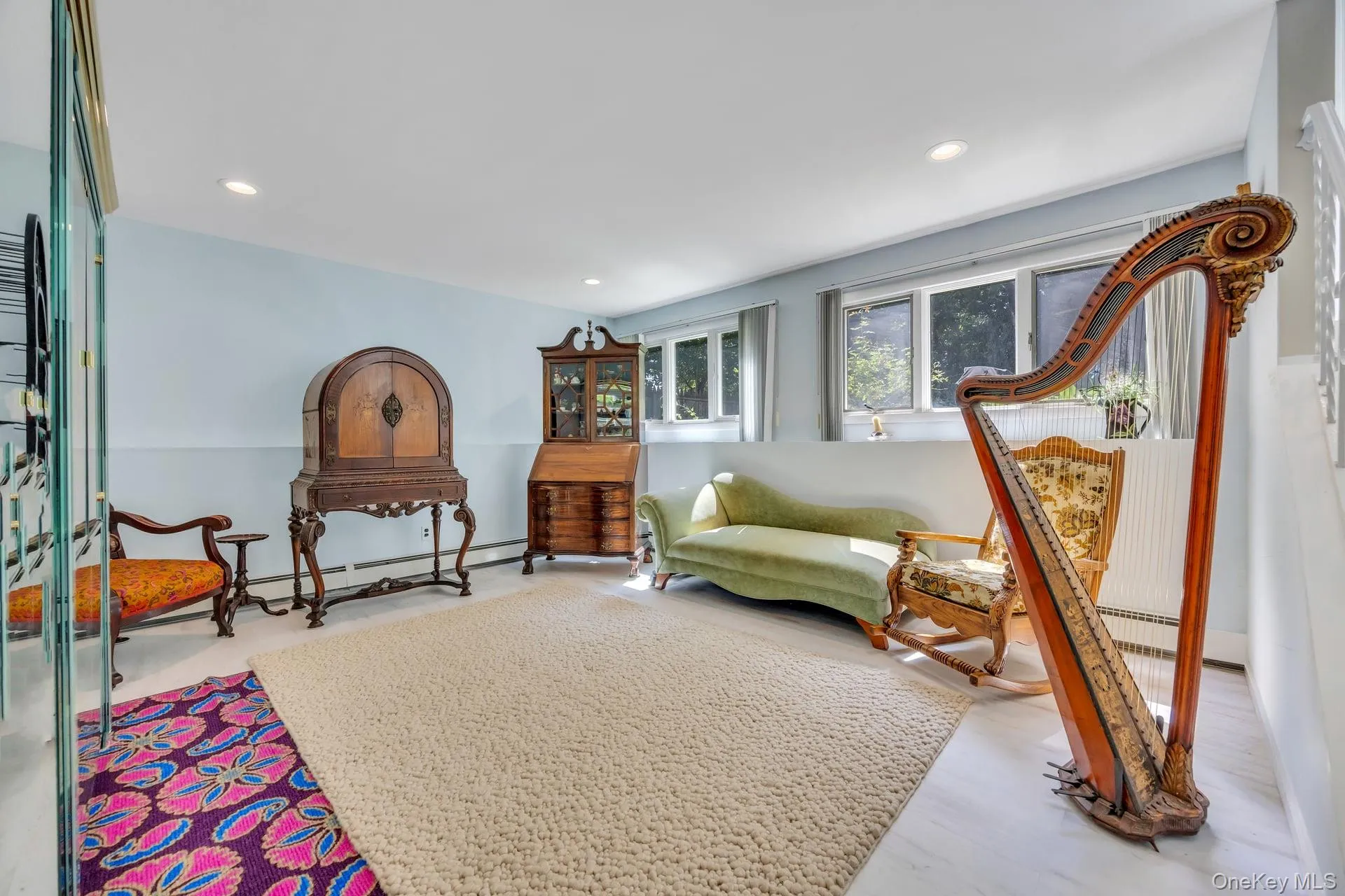 9 Quincy Lane, Smithtown, NY, 4 Bedrooms Bedrooms, 7 Rooms Rooms,2 BathroomsBathrooms,Residential,For Rent,Quincy,0,1008767 9 Quincy Lane, Smithtown, NY, 4 Bedrooms Bedrooms, 7 Rooms Rooms,2 BathroomsBathrooms,Residential,For Rent,Quincy,0,1008767