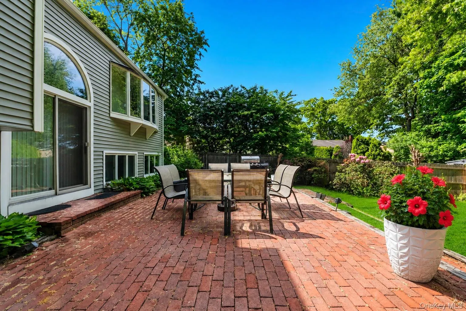 9 Quincy Lane, Smithtown, NY, 4 Bedrooms Bedrooms, 7 Rooms Rooms,2 BathroomsBathrooms,Residential,For Rent,Quincy,0,1008767 9 Quincy Lane, Smithtown, NY, 4 Bedrooms Bedrooms, 7 Rooms Rooms,2 BathroomsBathrooms,Residential,For Rent,Quincy,0,1008767