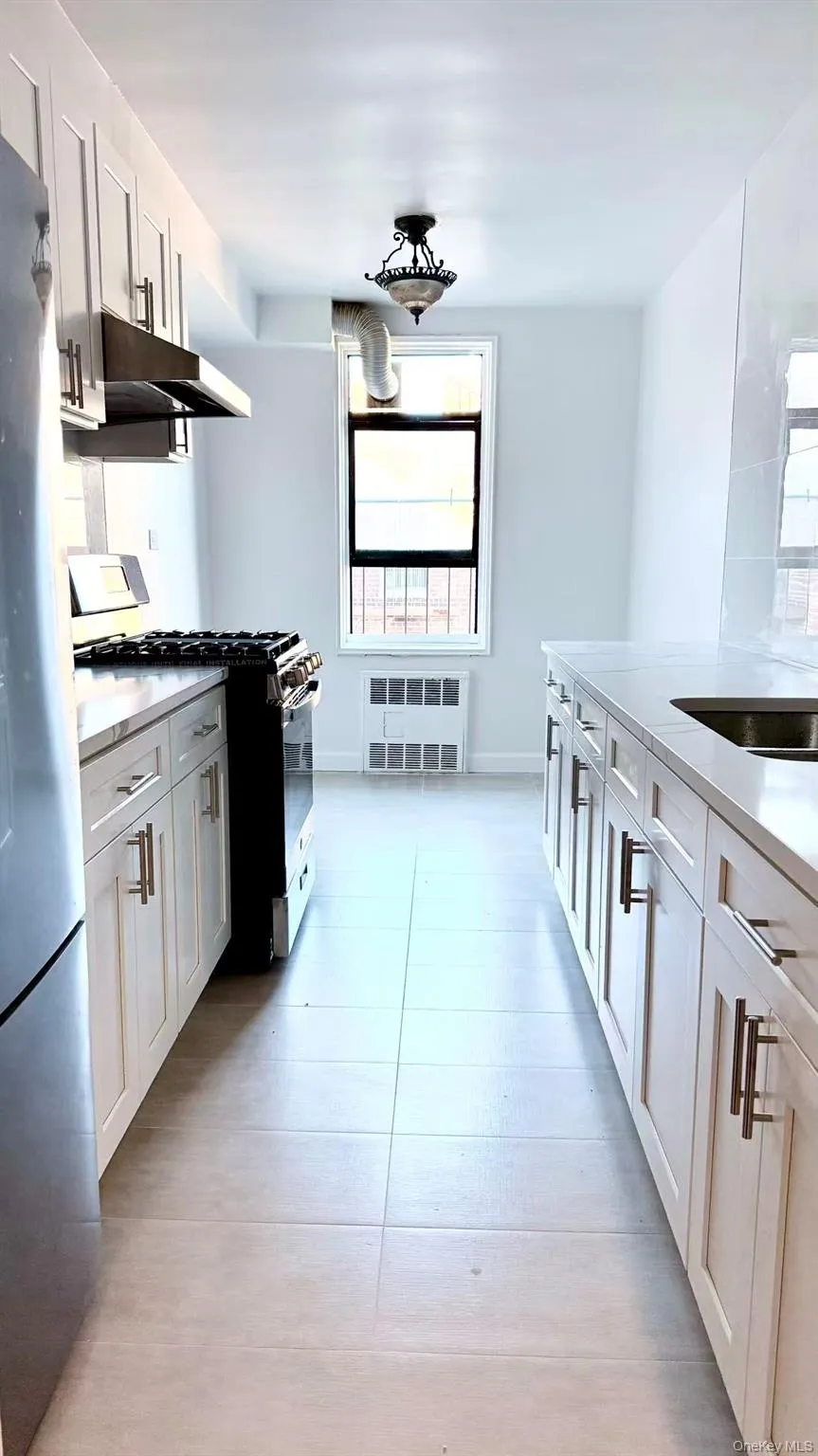 83-60 Vietor Avenue, New York, NY, 2 Bedrooms Bedrooms, 4 Rooms Rooms,1 BathroomBathrooms,Residential Lease,For Rent,Vietor,0,1008771 83-60 Vietor Avenue, New York, NY, 2 Bedrooms Bedrooms, 4 Rooms Rooms,1 BathroomBathrooms,Residential Lease,For Rent,Vietor,0,1008771