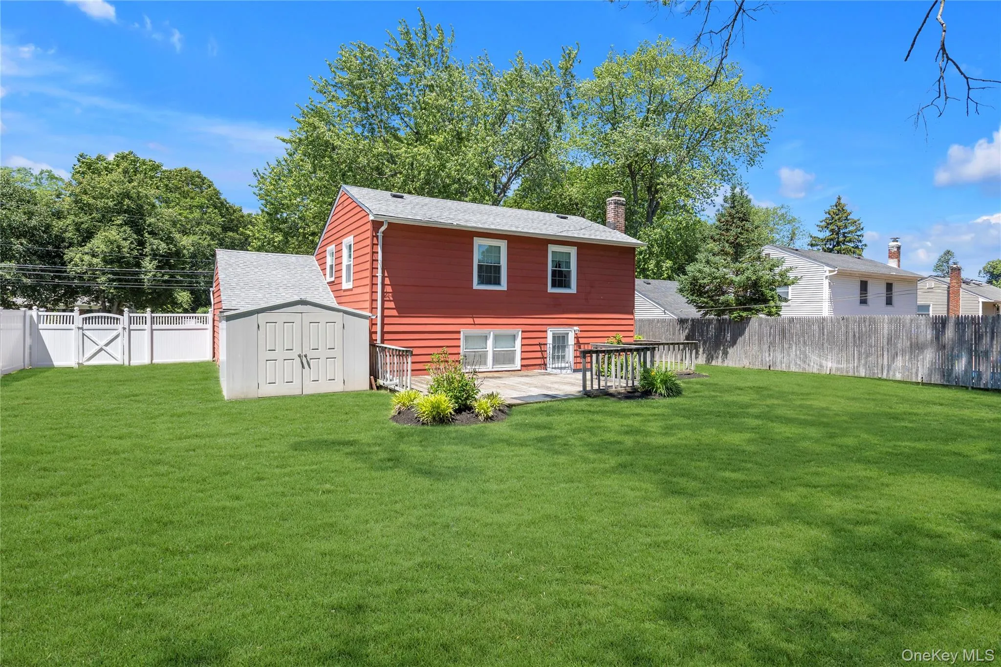 107 1st Avenue, Smithtown, NY, 3 Bedrooms Bedrooms, 7 Rooms Rooms,1 BathroomBathrooms,Residential,For Rent,1st,0,1008775 107 1st Avenue, Smithtown, NY, 3 Bedrooms Bedrooms, 7 Rooms Rooms,1 BathroomBathrooms,Residential,For Rent,1st,0,1008775