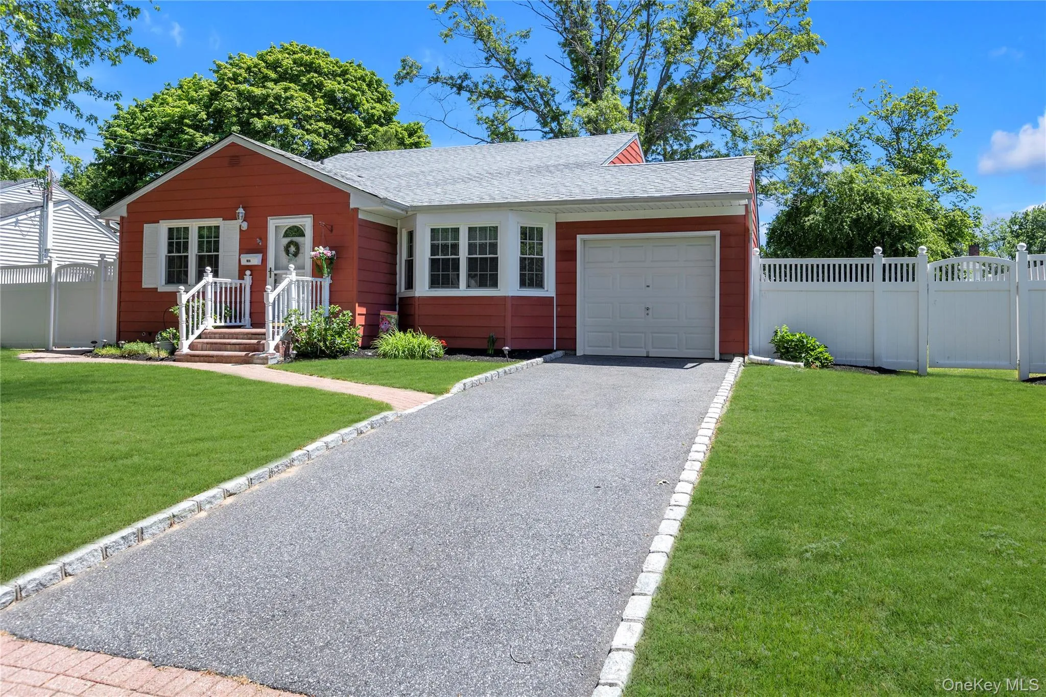 107 1st Avenue, Smithtown, NY, 3 Bedrooms Bedrooms, 7 Rooms Rooms,1 BathroomBathrooms,Residential,For Rent,1st,0,1008775 107 1st Avenue, Smithtown, NY, 3 Bedrooms Bedrooms, 7 Rooms Rooms,1 BathroomBathrooms,Residential,For Rent,1st,0,1008775