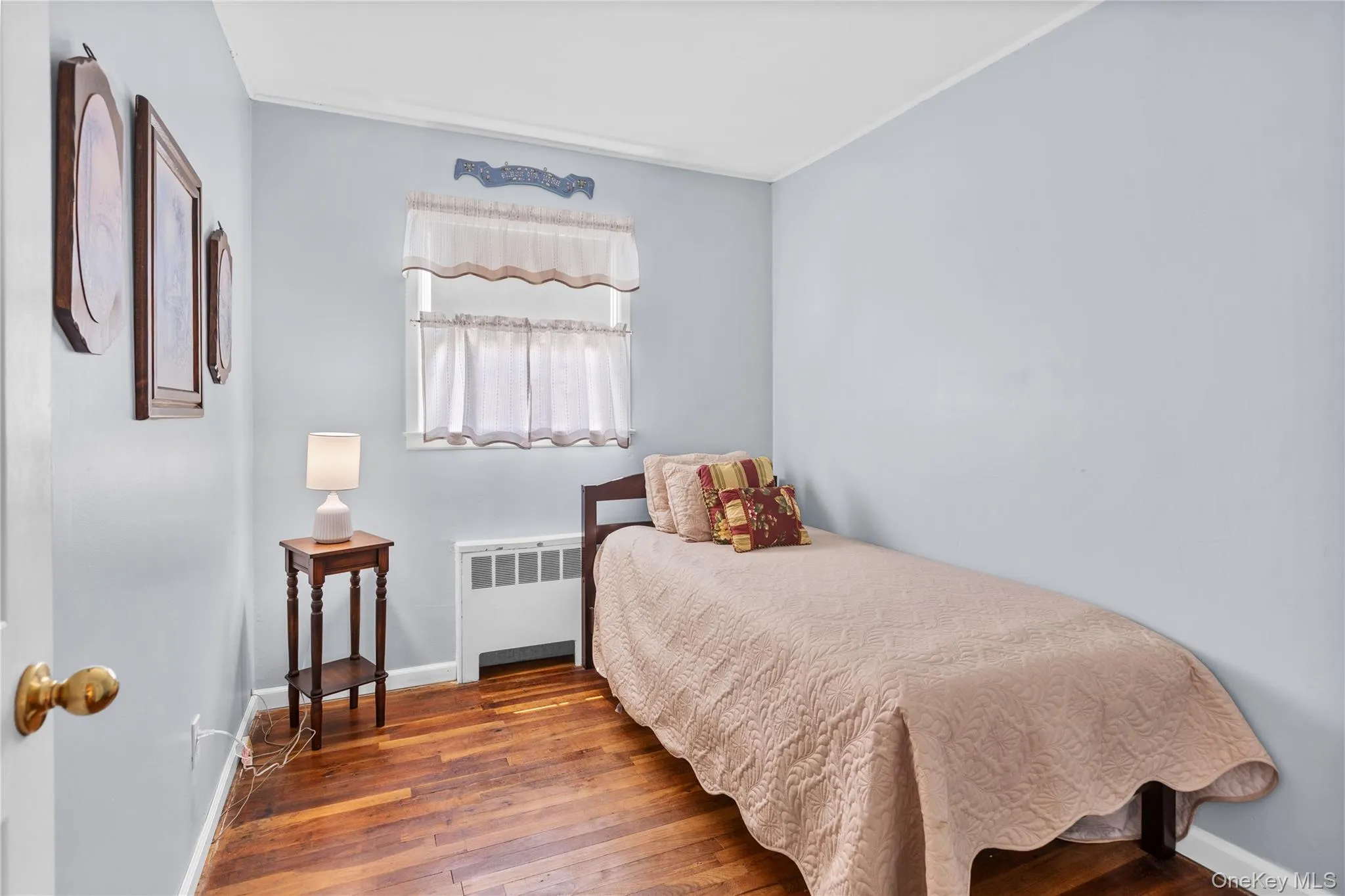 107 1st Avenue, Smithtown, NY, 3 Bedrooms Bedrooms, 7 Rooms Rooms,1 BathroomBathrooms,Residential,For Rent,1st,0,1008775 107 1st Avenue, Smithtown, NY, 3 Bedrooms Bedrooms, 7 Rooms Rooms,1 BathroomBathrooms,Residential,For Rent,1st,0,1008775