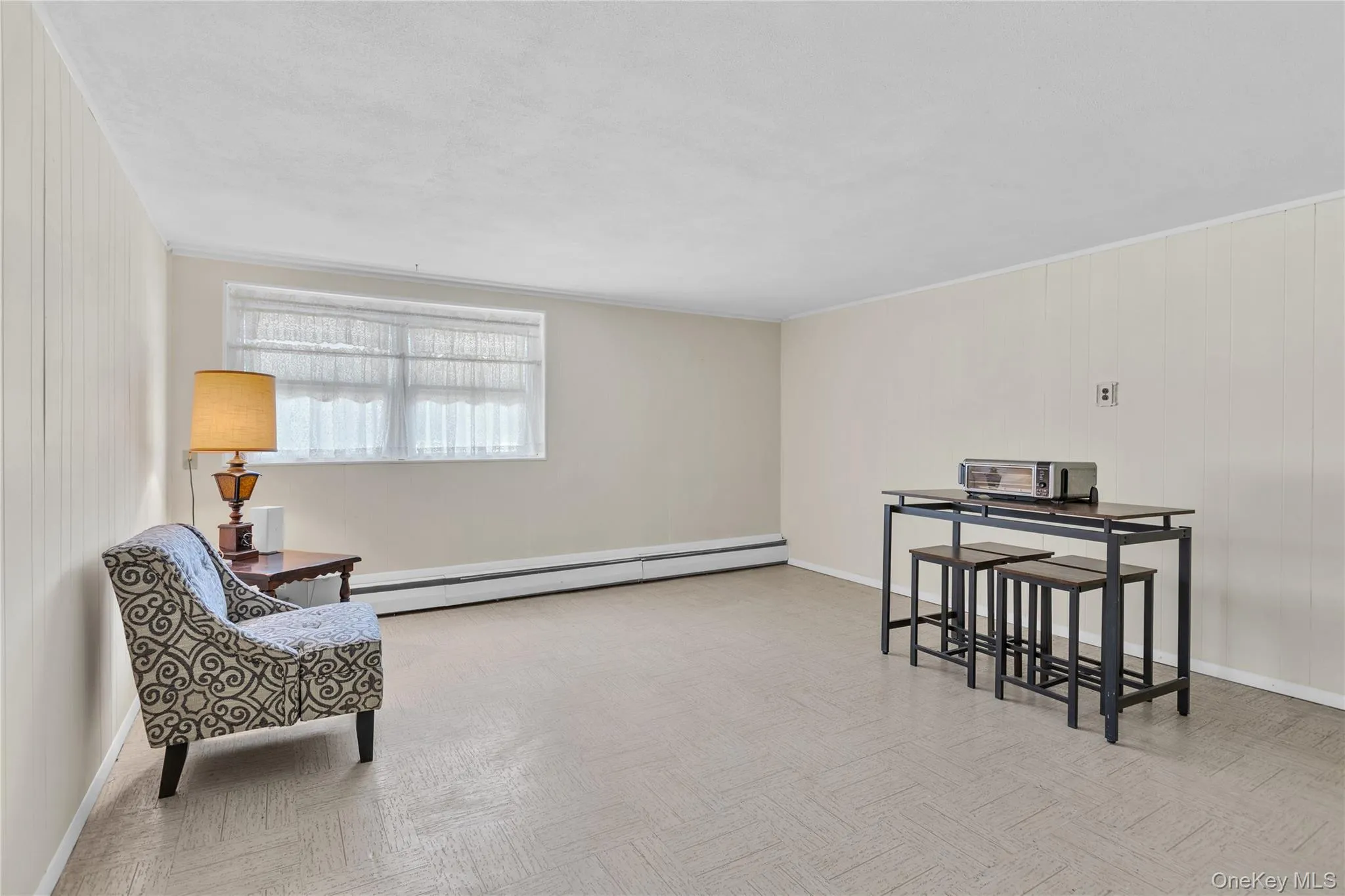 107 1st Avenue, Smithtown, NY, 3 Bedrooms Bedrooms, 7 Rooms Rooms,1 BathroomBathrooms,Residential,For Rent,1st,0,1008775 107 1st Avenue, Smithtown, NY, 3 Bedrooms Bedrooms, 7 Rooms Rooms,1 BathroomBathrooms,Residential,For Rent,1st,0,1008775