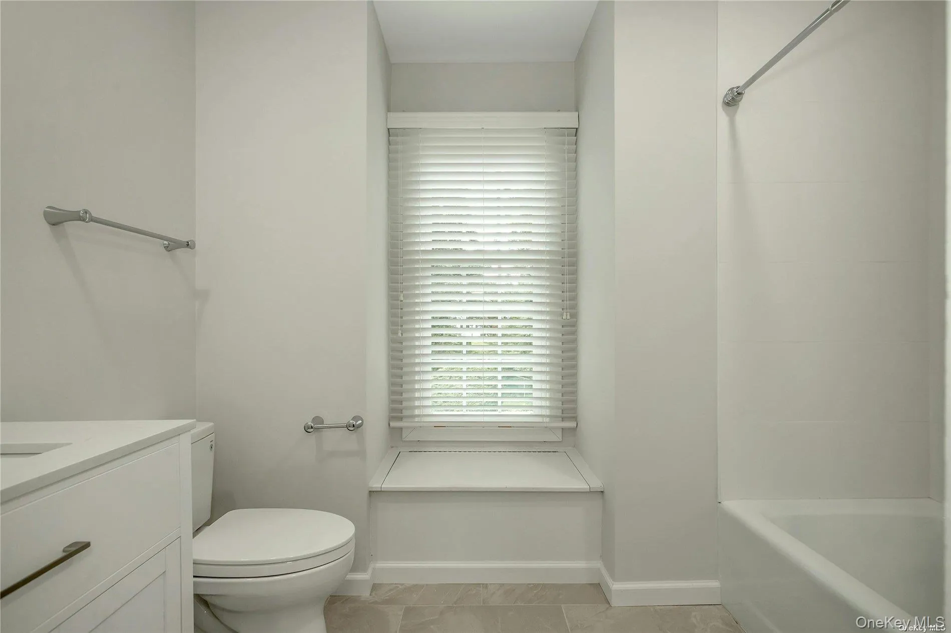 22 Duke Of Gloucest, North Hempstead, NY, 3 Bedrooms Bedrooms, 7 Rooms Rooms,3 BathroomsBathrooms,Residential,For Rent,Duke Of Gloucest,0,1008777 22 Duke Of Gloucest, North Hempstead, NY, 3 Bedrooms Bedrooms, 7 Rooms Rooms,3 BathroomsBathrooms,Residential,For Rent,Duke Of Gloucest,0,1008777