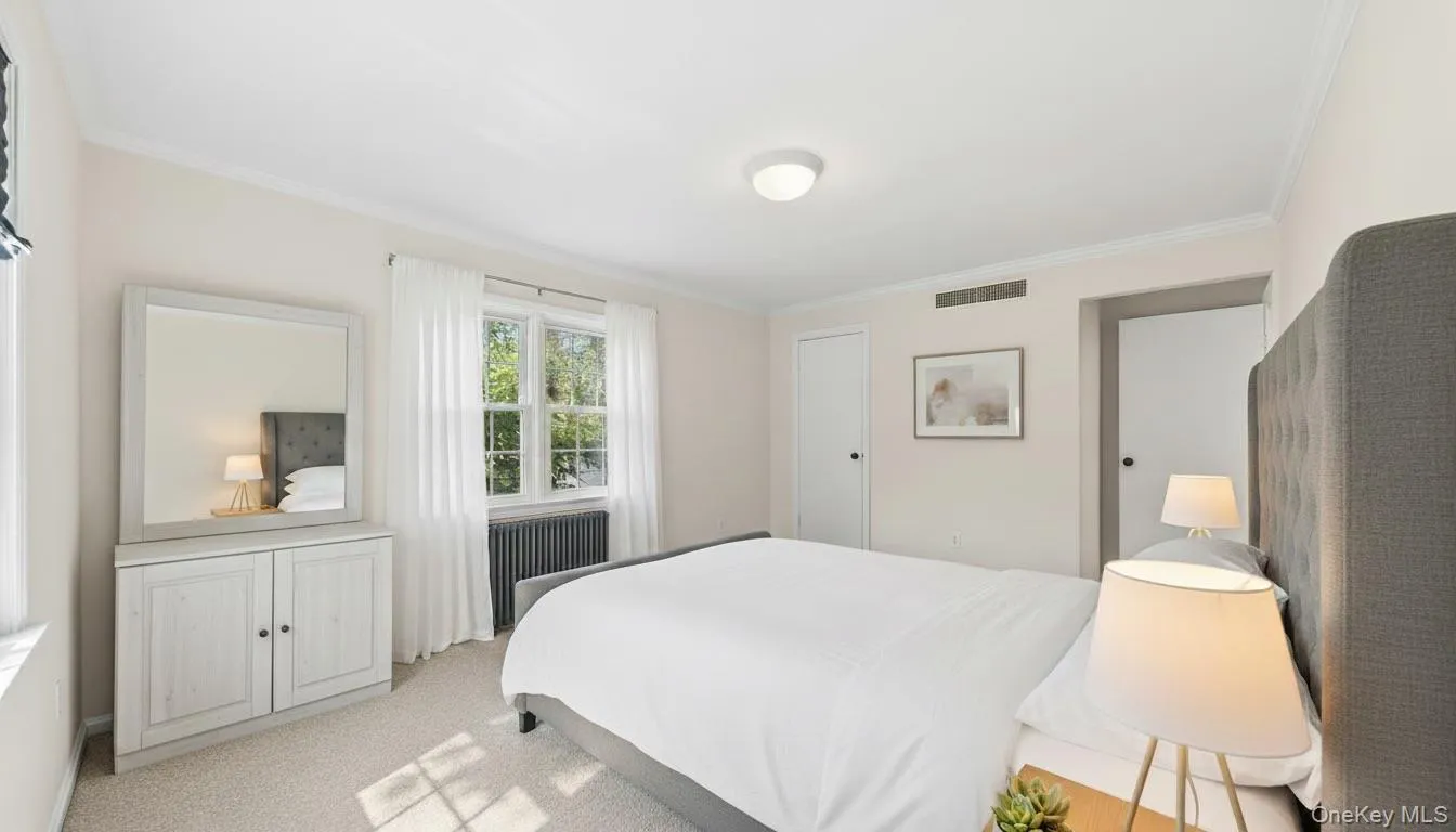 50 Wilmot Road, New Rochelle, NY, 5 Bedrooms Bedrooms, 8 Rooms Rooms,3 BathroomsBathrooms,Residential,For Rent,Wilmot,0,KEY1008778 50 Wilmot Road, New Rochelle, NY, 5 Bedrooms Bedrooms, 8 Rooms Rooms,3 BathroomsBathrooms,Residential,For Rent,Wilmot,0,KEY1008778
