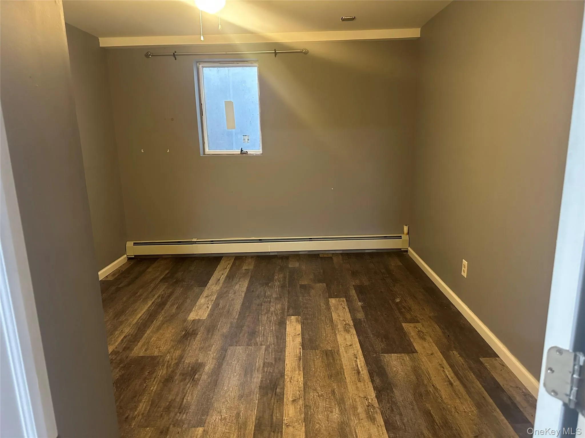 18 Mill Lane, Brookhaven, NY, 5 Bedrooms Bedrooms, 10 Rooms Rooms,4 BathroomsBathrooms,Residential,For Rent,Mill,0,1008779 18 Mill Lane, Brookhaven, NY, 5 Bedrooms Bedrooms, 10 Rooms Rooms,4 BathroomsBathrooms,Residential,For Rent,Mill,0,1008779