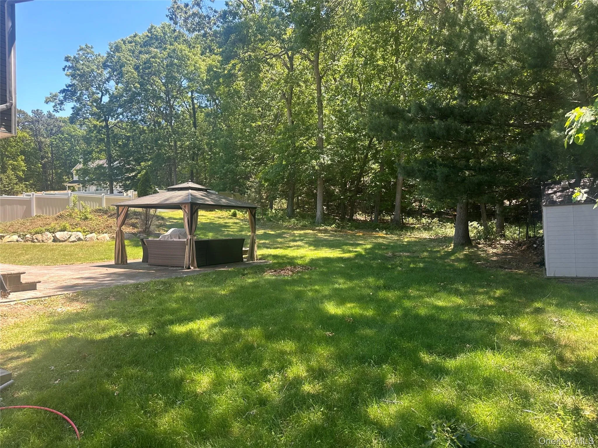 18 Mill Lane, Brookhaven, NY, 5 Bedrooms Bedrooms, 10 Rooms Rooms,4 BathroomsBathrooms,Residential,For Rent,Mill,0,1008779 18 Mill Lane, Brookhaven, NY, 5 Bedrooms Bedrooms, 10 Rooms Rooms,4 BathroomsBathrooms,Residential,For Rent,Mill,0,1008779