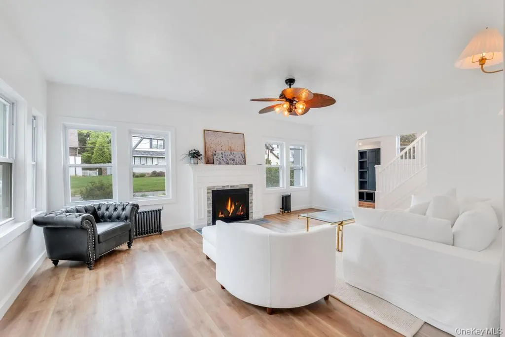 42 Stratford Road, Scarsdale, NY, 3 Bedrooms Bedrooms, 8 Rooms Rooms,2 BathroomsBathrooms,Residential,For Rent,Stratford,0,1008783 42 Stratford Road, Scarsdale, NY, 3 Bedrooms Bedrooms, 8 Rooms Rooms,2 BathroomsBathrooms,Residential,For Rent,Stratford,0,1008783
