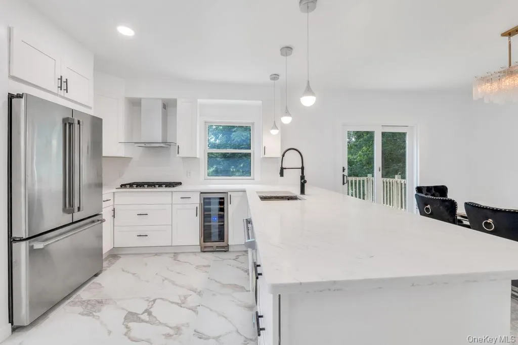 42 Stratford Road, Scarsdale, NY, 3 Bedrooms Bedrooms, 8 Rooms Rooms,2 BathroomsBathrooms,Residential,For Rent,Stratford,0,1008783 42 Stratford Road, Scarsdale, NY, 3 Bedrooms Bedrooms, 8 Rooms Rooms,2 BathroomsBathrooms,Residential,For Rent,Stratford,0,1008783