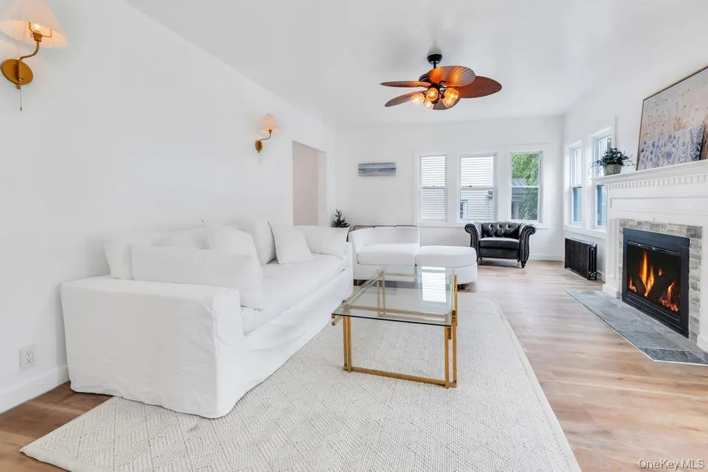 42 Stratford Road, Scarsdale, NY, 3 Bedrooms Bedrooms, 8 Rooms Rooms,2 BathroomsBathrooms,Residential,For Rent,Stratford,0,1008783 42 Stratford Road, Scarsdale, NY, 3 Bedrooms Bedrooms, 8 Rooms Rooms,2 BathroomsBathrooms,Residential,For Rent,Stratford,0,1008783