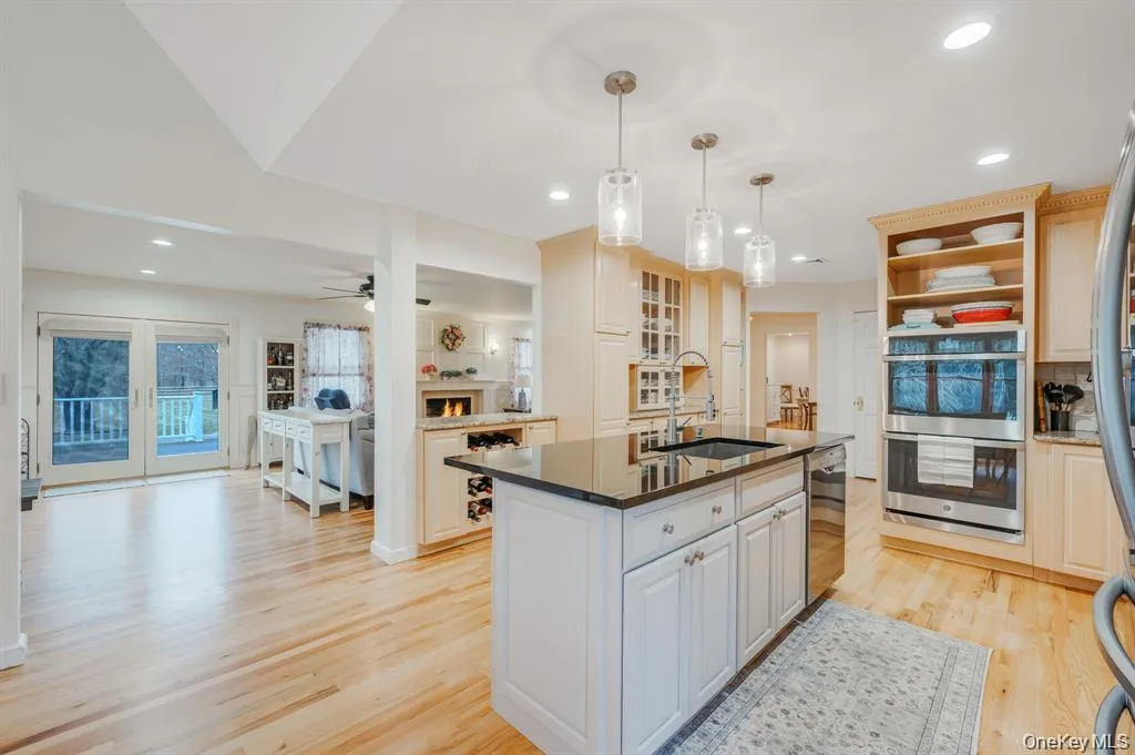 300 Private Road, Southold, NY, 4 Bedrooms Bedrooms, 10 Rooms Rooms,2 BathroomsBathrooms,Residential,For Rent,Private,0,1008786 300 Private Road, Southold, NY, 4 Bedrooms Bedrooms, 10 Rooms Rooms,2 BathroomsBathrooms,Residential,For Rent,Private,0,1008786