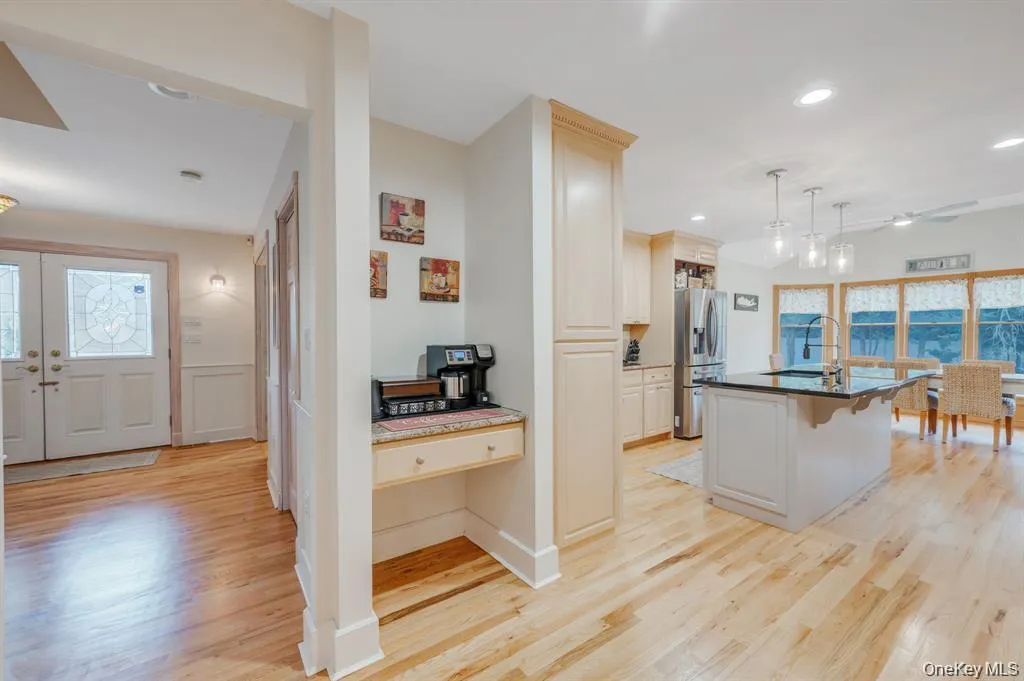 300 Private Road, Southold, NY, 4 Bedrooms Bedrooms, 10 Rooms Rooms,2 BathroomsBathrooms,Residential,For Rent,Private,0,1008786 300 Private Road, Southold, NY, 4 Bedrooms Bedrooms, 10 Rooms Rooms,2 BathroomsBathrooms,Residential,For Rent,Private,0,1008786