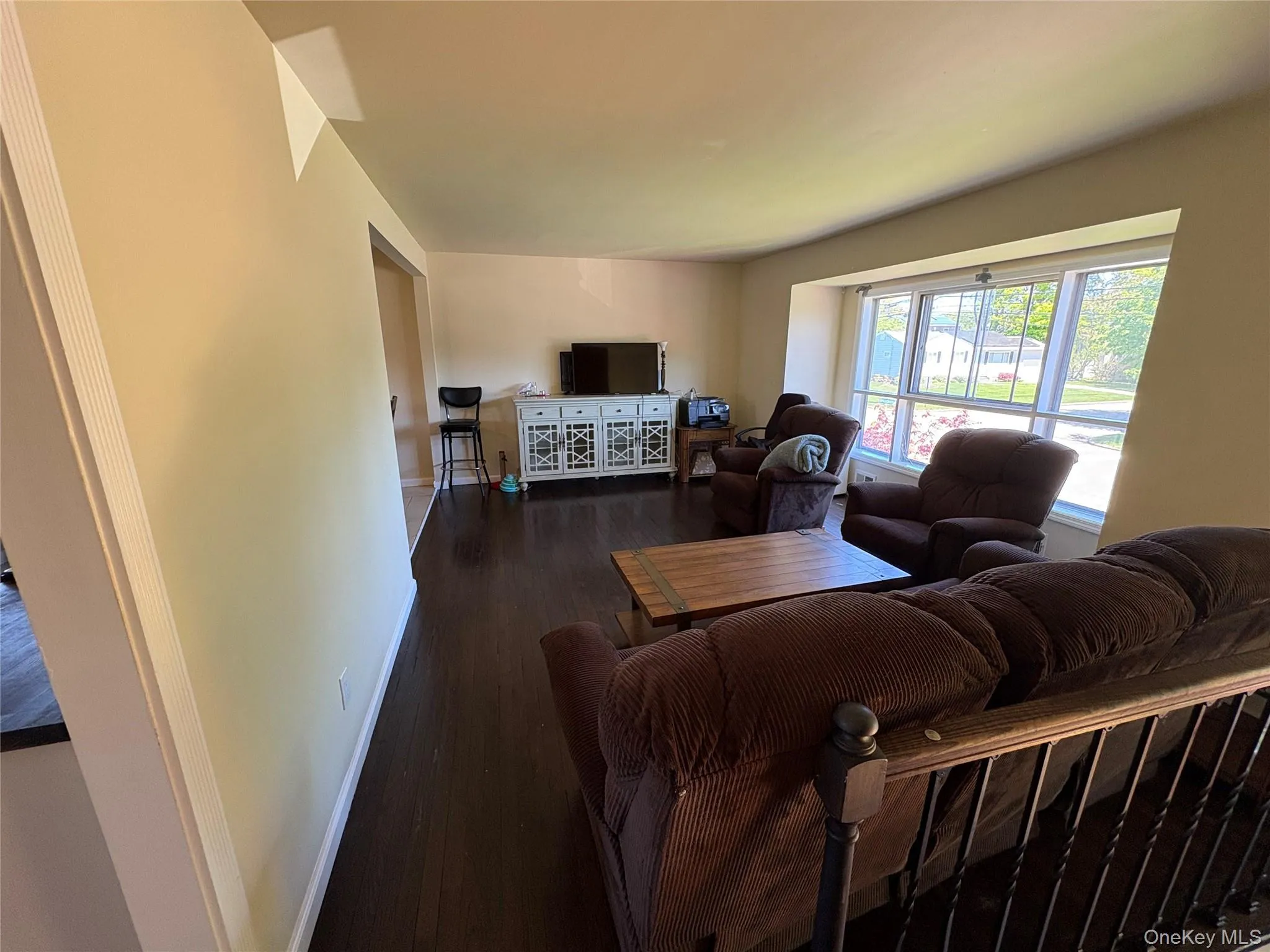 364 Broadway, Brookhaven, NY, 5 Bedrooms Bedrooms, 10 Rooms Rooms,2 BathroomsBathrooms,Residential Lease,For Rent,Broadway,0,1008787 364 Broadway, Brookhaven, NY, 5 Bedrooms Bedrooms, 10 Rooms Rooms,2 BathroomsBathrooms,Residential Lease,For Rent,Broadway,0,1008787