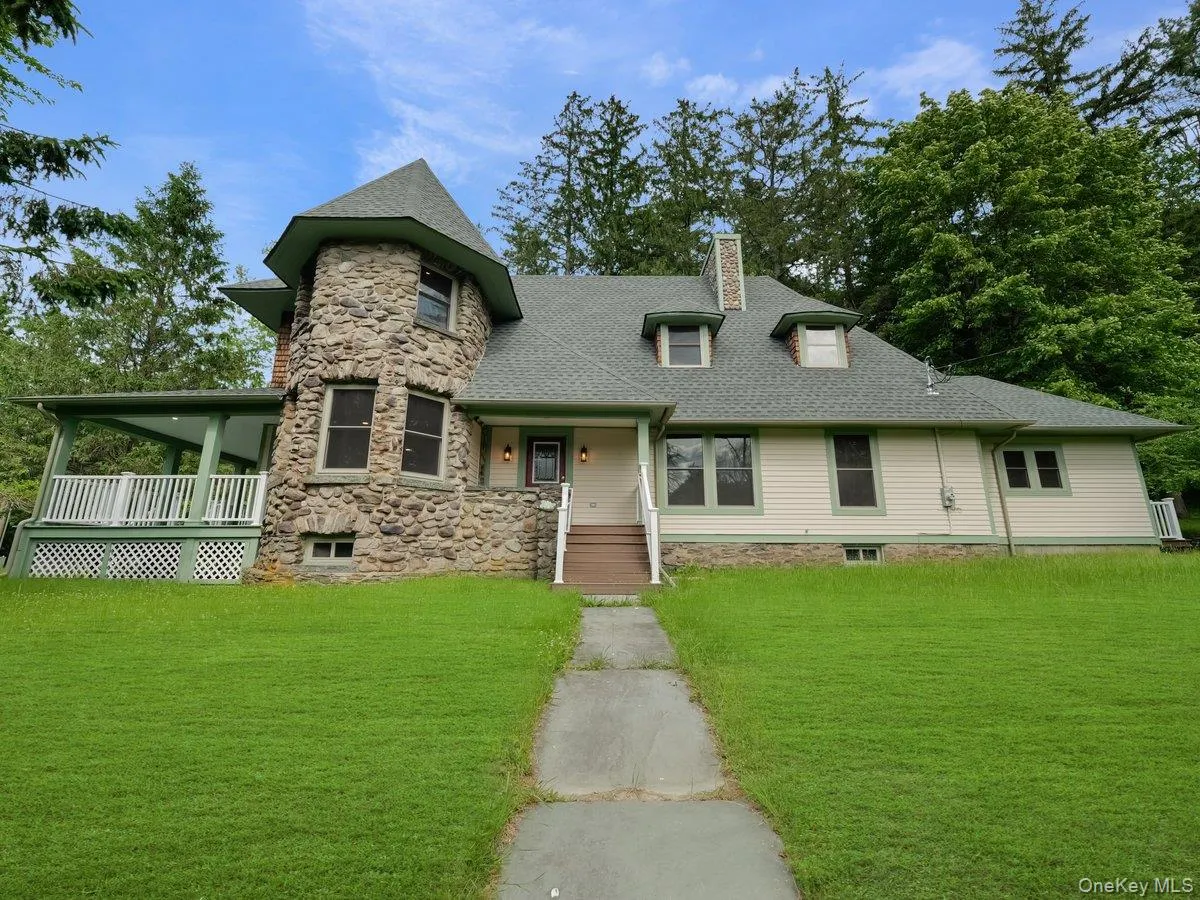 608 High Road, Lumberland, NY, 3 Bedrooms Bedrooms, 9 Rooms Rooms,2 BathroomsBathrooms,Residential,For Rent,High,0,1008788 608 High Road, Lumberland, NY, 3 Bedrooms Bedrooms, 9 Rooms Rooms,2 BathroomsBathrooms,Residential,For Rent,High,0,1008788